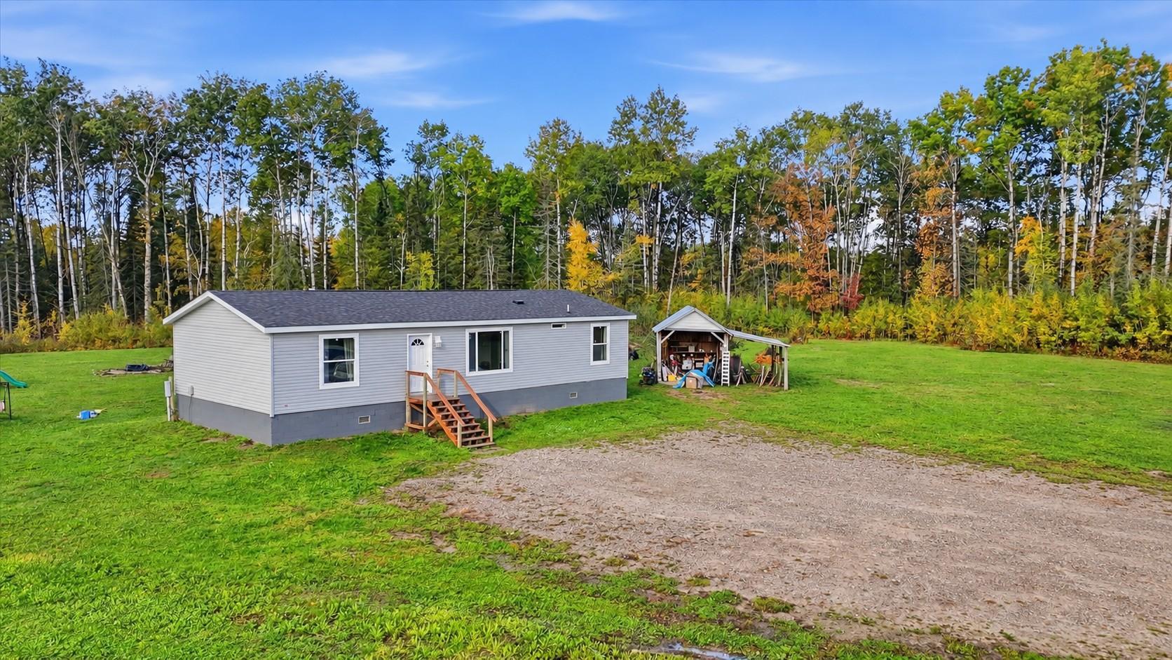 2021 single family home for sale at 41255 County Road 19 in Deer River, MN — 3 bed, 2 bath (photo 2 of 33)