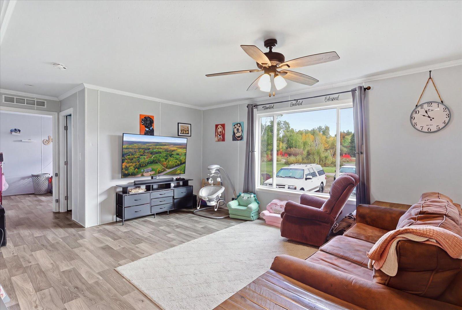 2021 single family home for sale at 41255 County Road 19 in Deer River, MN — 3 bed, 2 bath (photo 13 of 33)