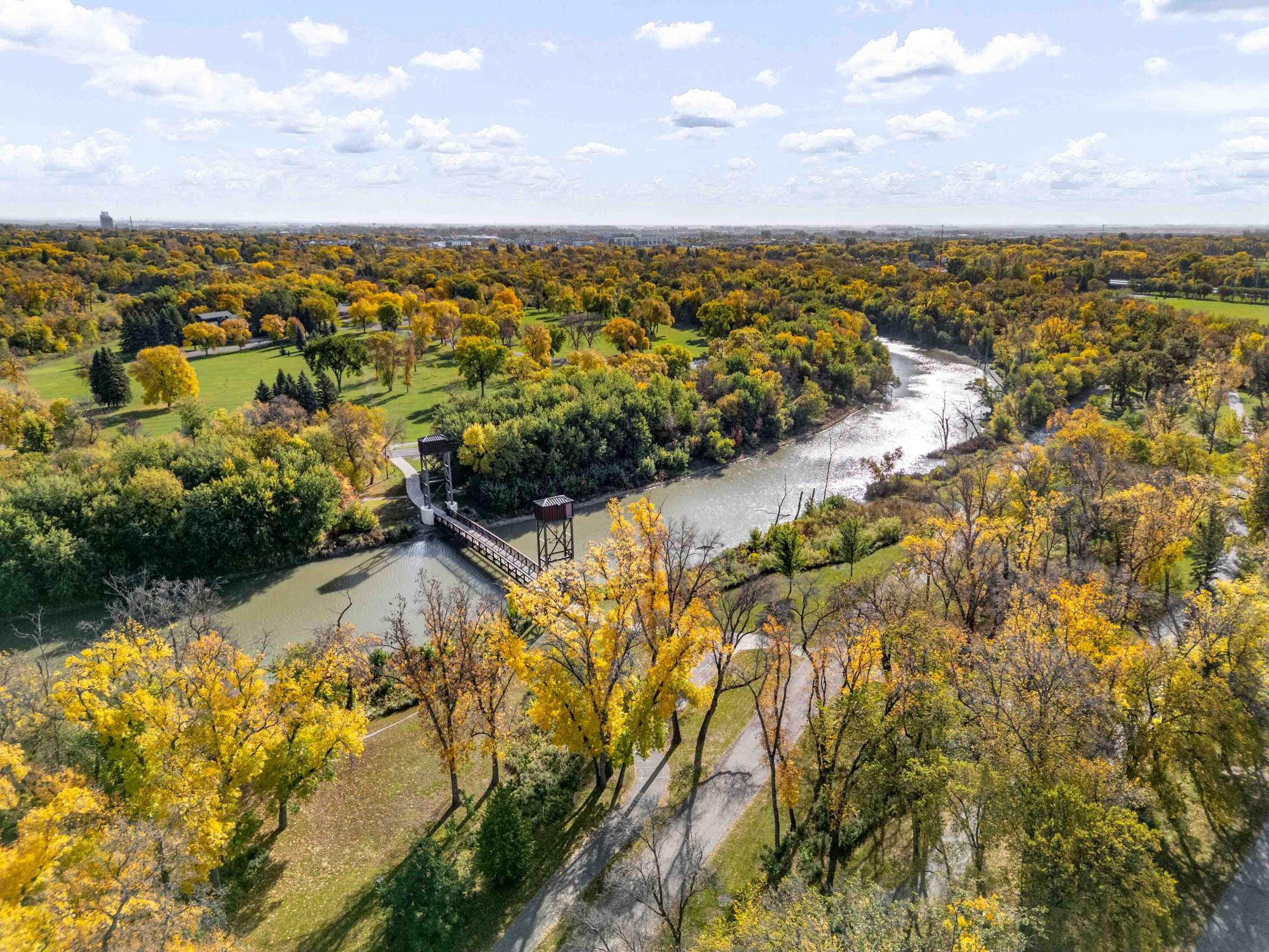 1956 single family home for sale at 1701 5th Street S in Fargo, ND — 3 bed, 2 bath (photo 32 of 34)