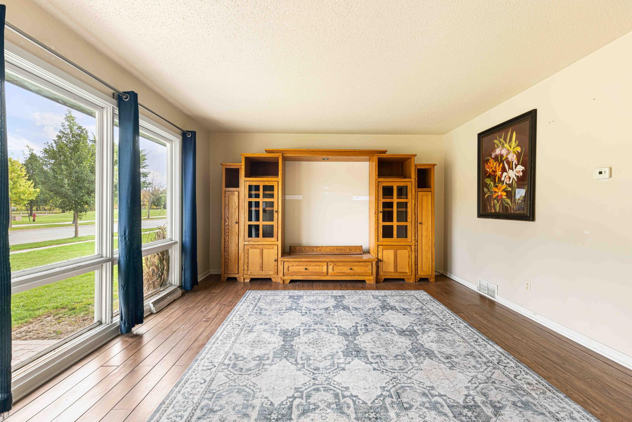 1956 single family home for sale at 1701 5th Street S in Fargo, ND — 3 bed, 2 bath (photo 9 of 34)
