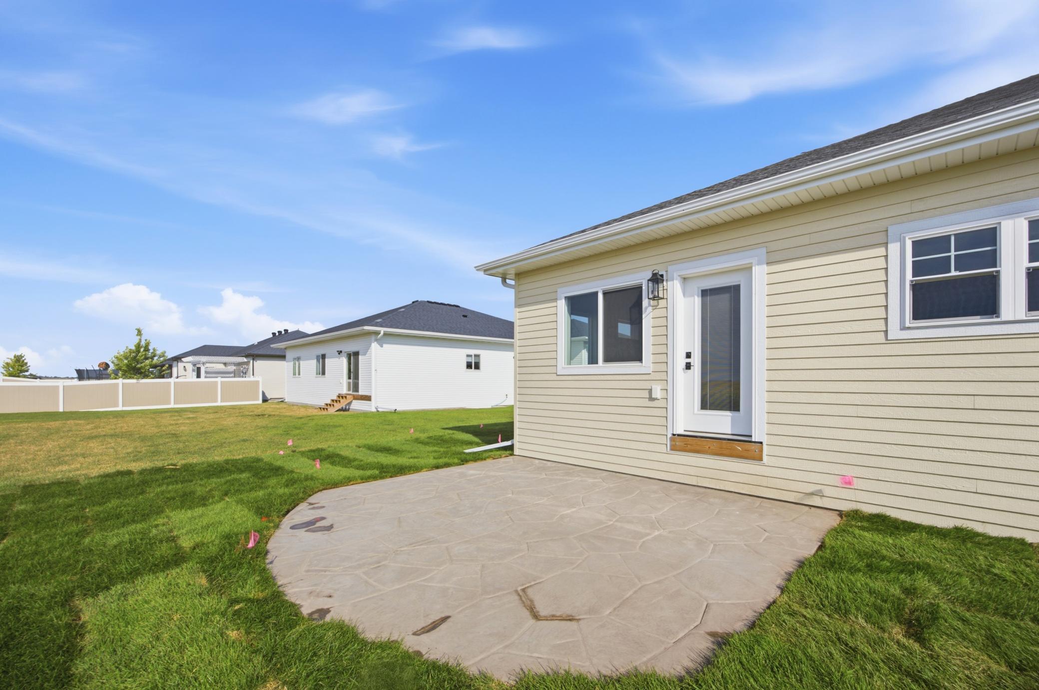 2025 single family home for sale at 4288 Pine Parkway S in Fargo, ND — 5 bed, 3 bath (photo 59 of 66)