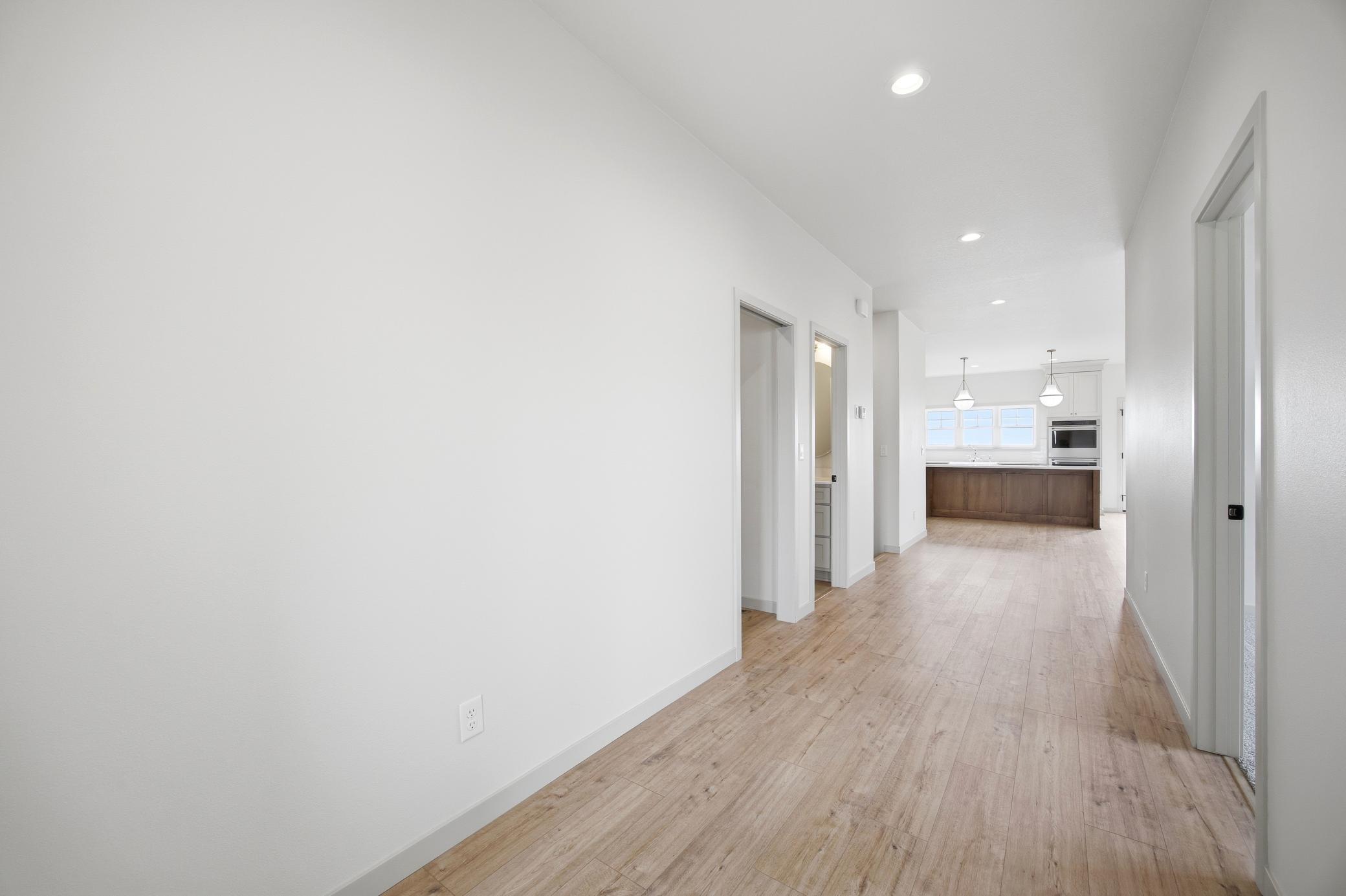 2025 single family home for sale at 4288 Pine Parkway S in Fargo, ND — 5 bed, 3 bath (photo 9 of 66)