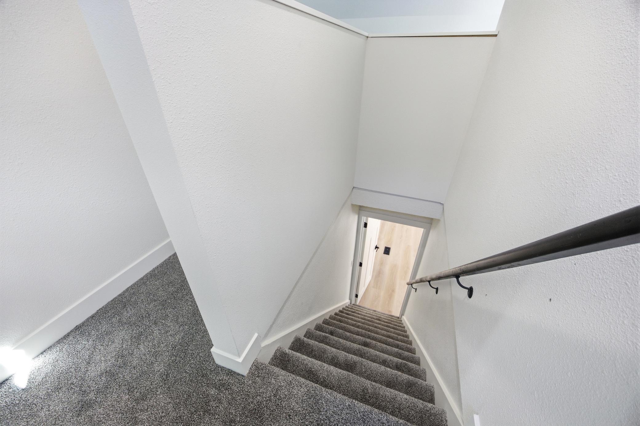 1946 single family home for sale at 631 11th Street N in Moorhead, MN — 3 bed, 2 bath (photo 25 of 33)