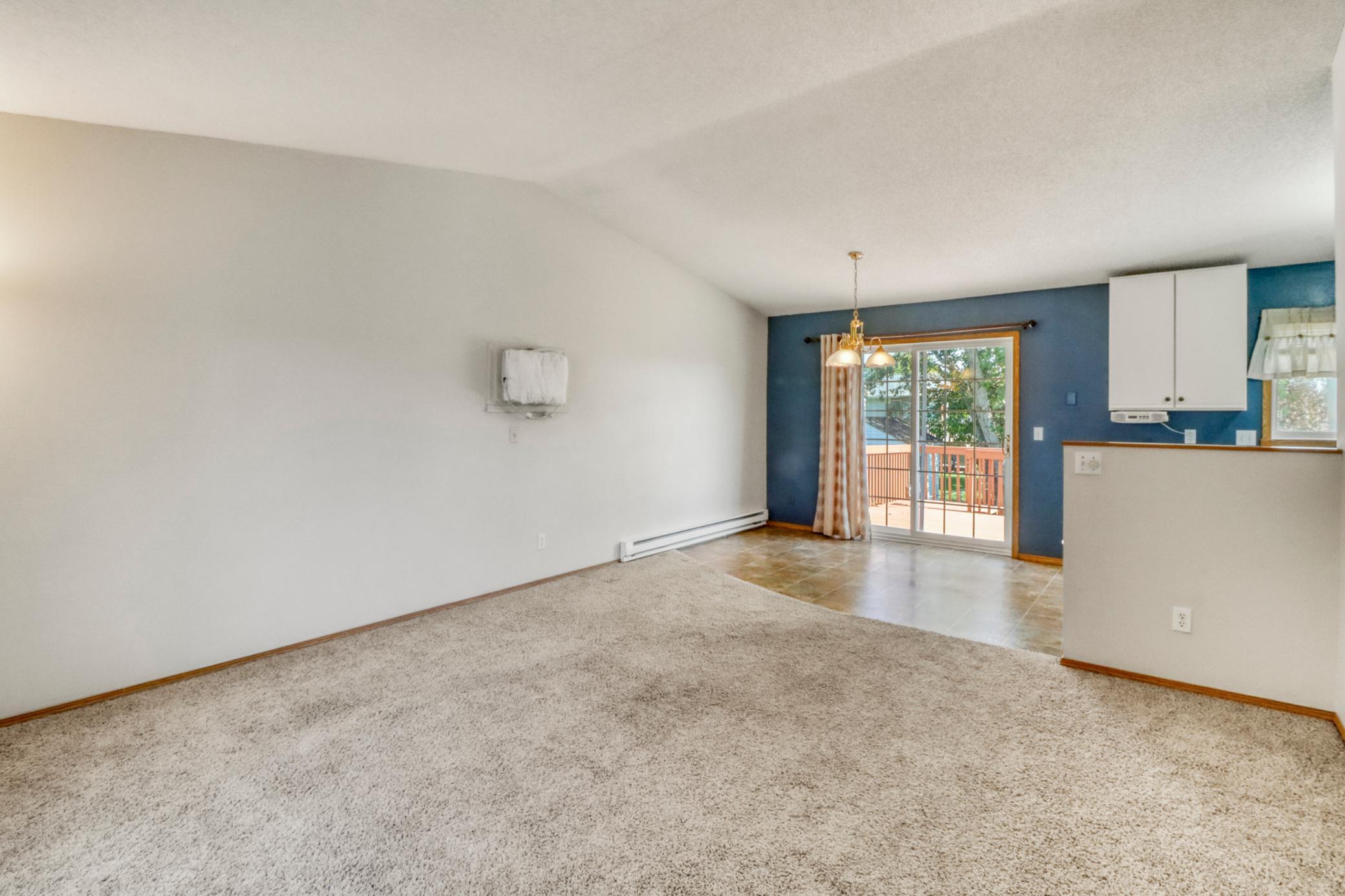 1997 single family home for sale at 770 49th Street S in Fargo, ND — 4 bed, 2 bath (photo 18 of 46)