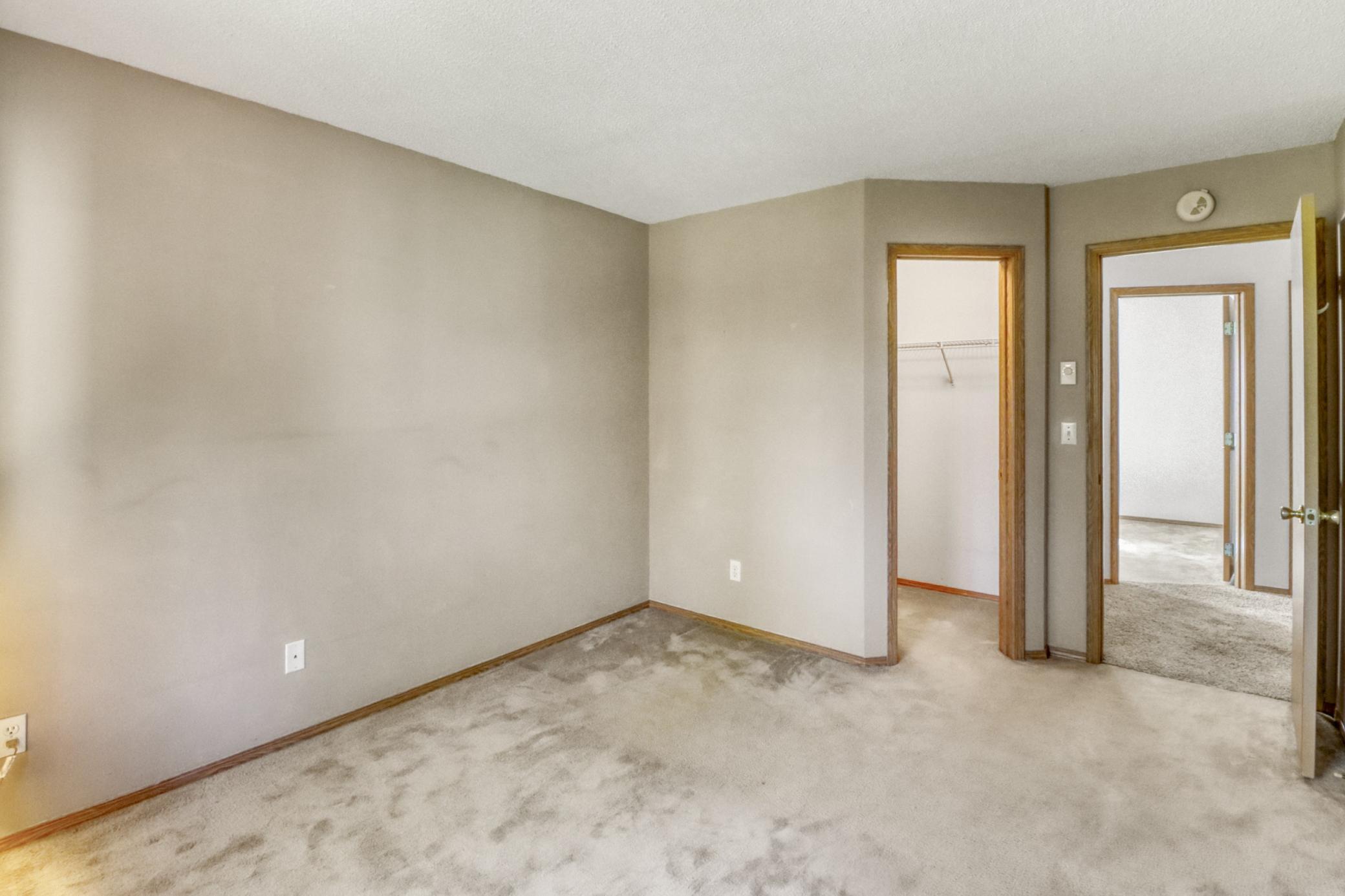 1997 single family home for sale at 770 49th Street S in Fargo, ND — 4 bed, 2 bath (photo 21 of 46)