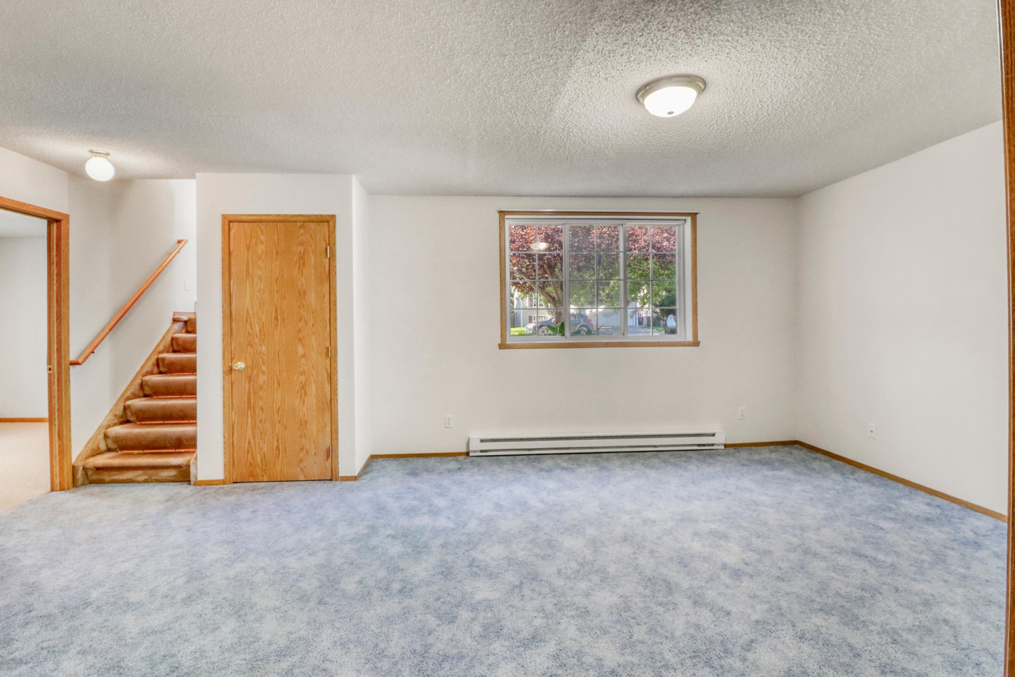 1997 single family home for sale at 770 49th Street S in Fargo, ND — 4 bed, 2 bath (photo 28 of 46)