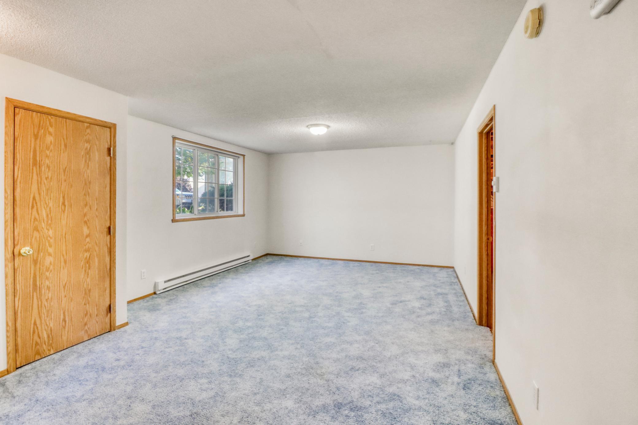 1997 single family home for sale at 770 49th Street S in Fargo, ND — 4 bed, 2 bath (photo 29 of 46)