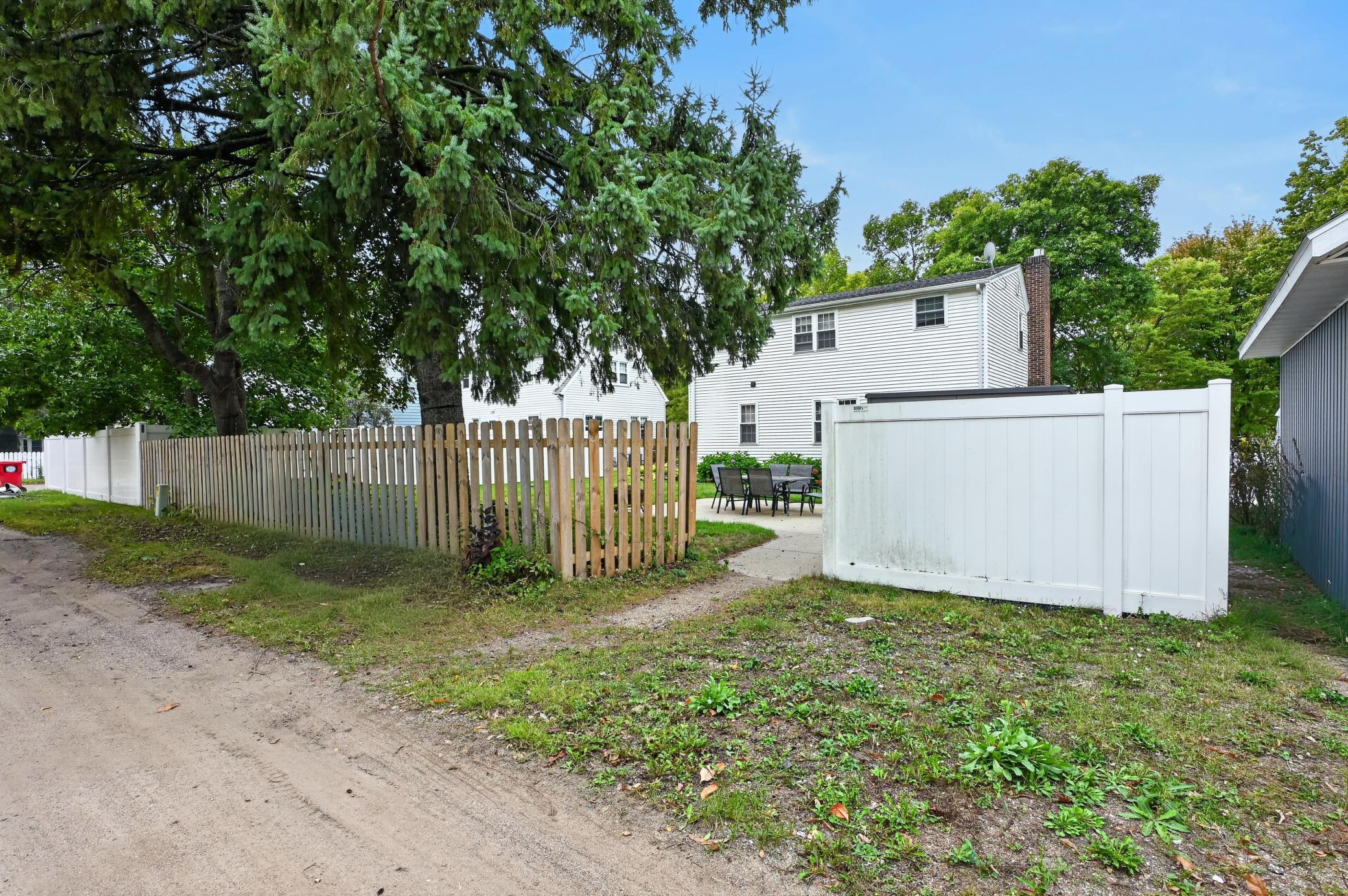 1935 single family home for sale at 715 Maple Street in Alexandria, MN — 3 bed, 2 bath (photo 14 of 50)