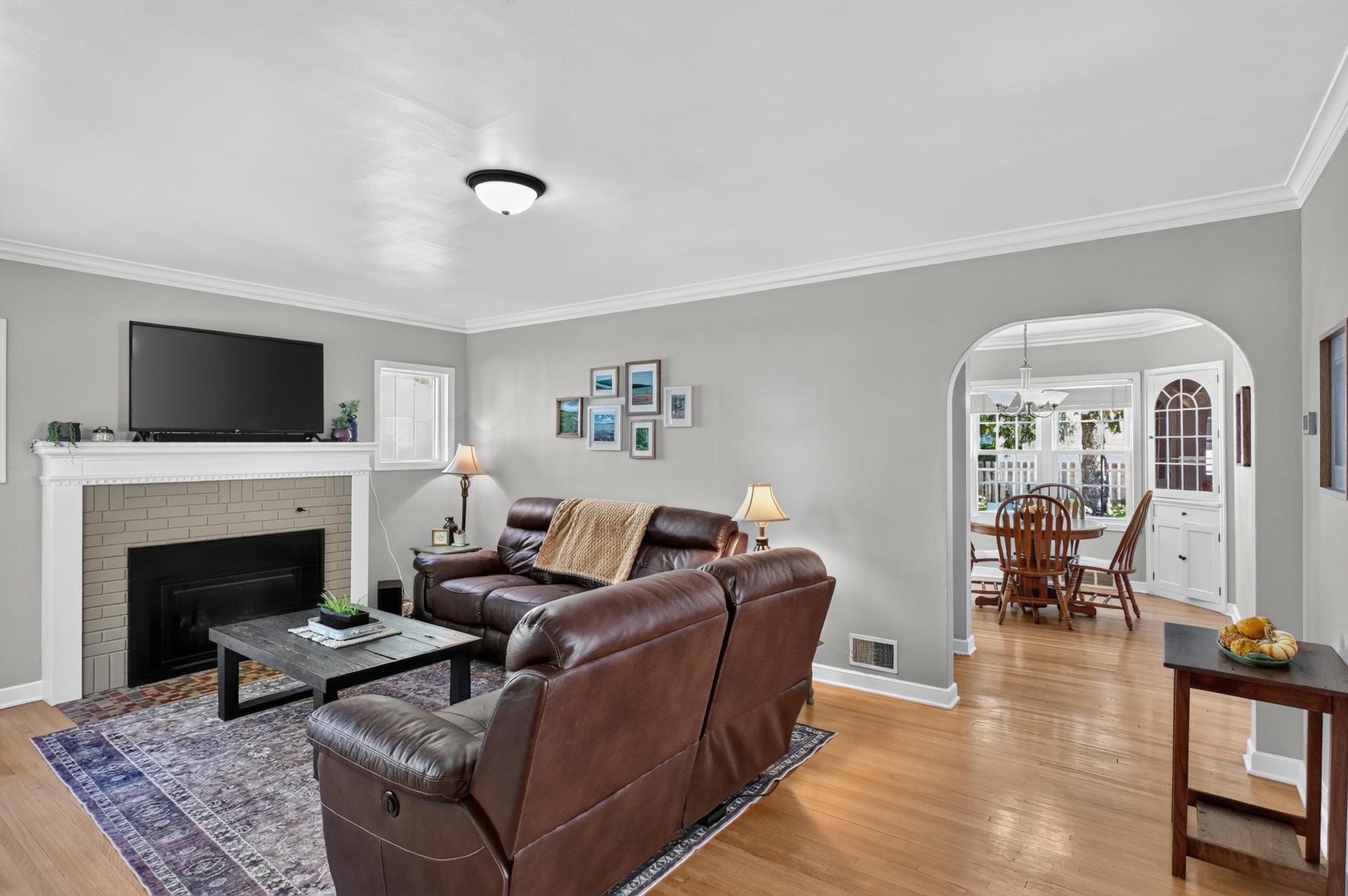 1935 single family home for sale at 715 Maple Street in Alexandria, MN — 3 bed, 2 bath (photo 19 of 50)