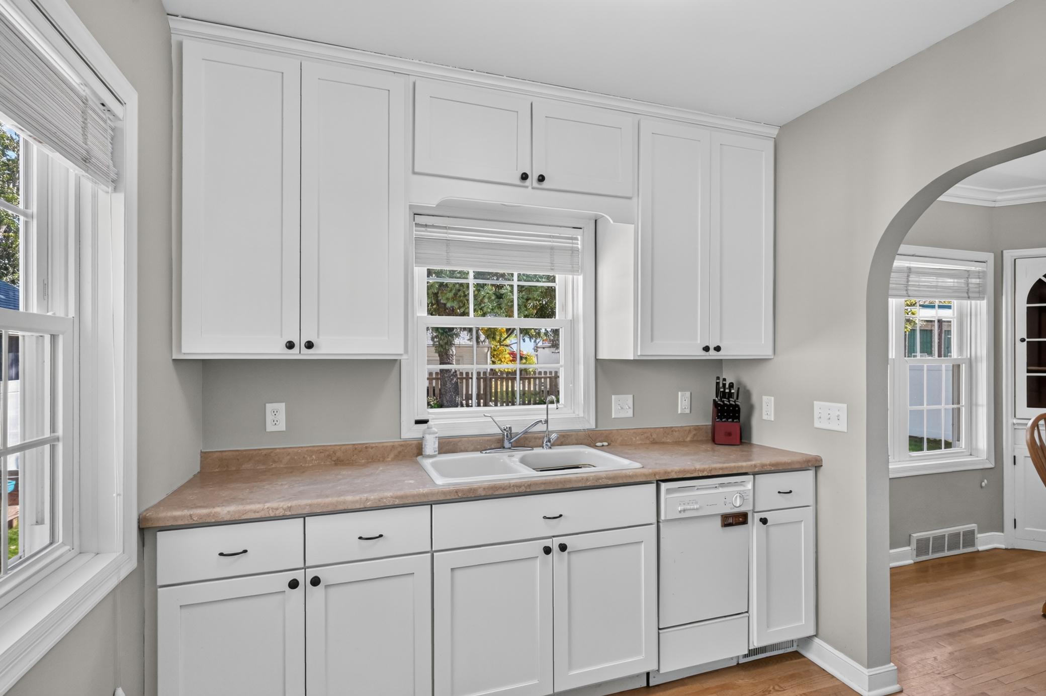 1935 single family home for sale at 715 Maple Street in Alexandria, MN — 3 bed, 2 bath (photo 30 of 50)