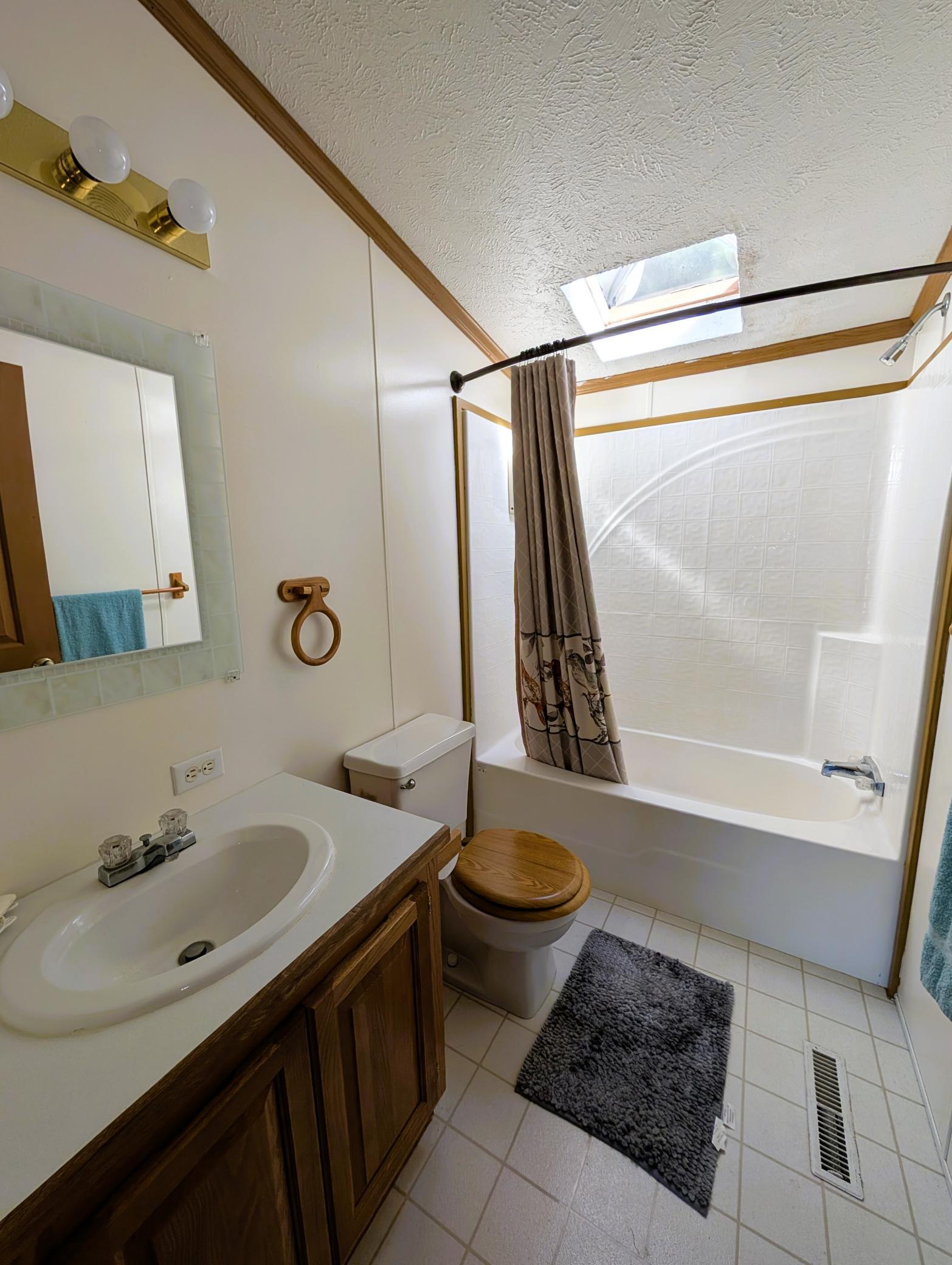 1999 single family home for sale at 7126 Tribute Lane NW in Bemidji, MN — 3 bed, 2 bath (photo 30 of 92)