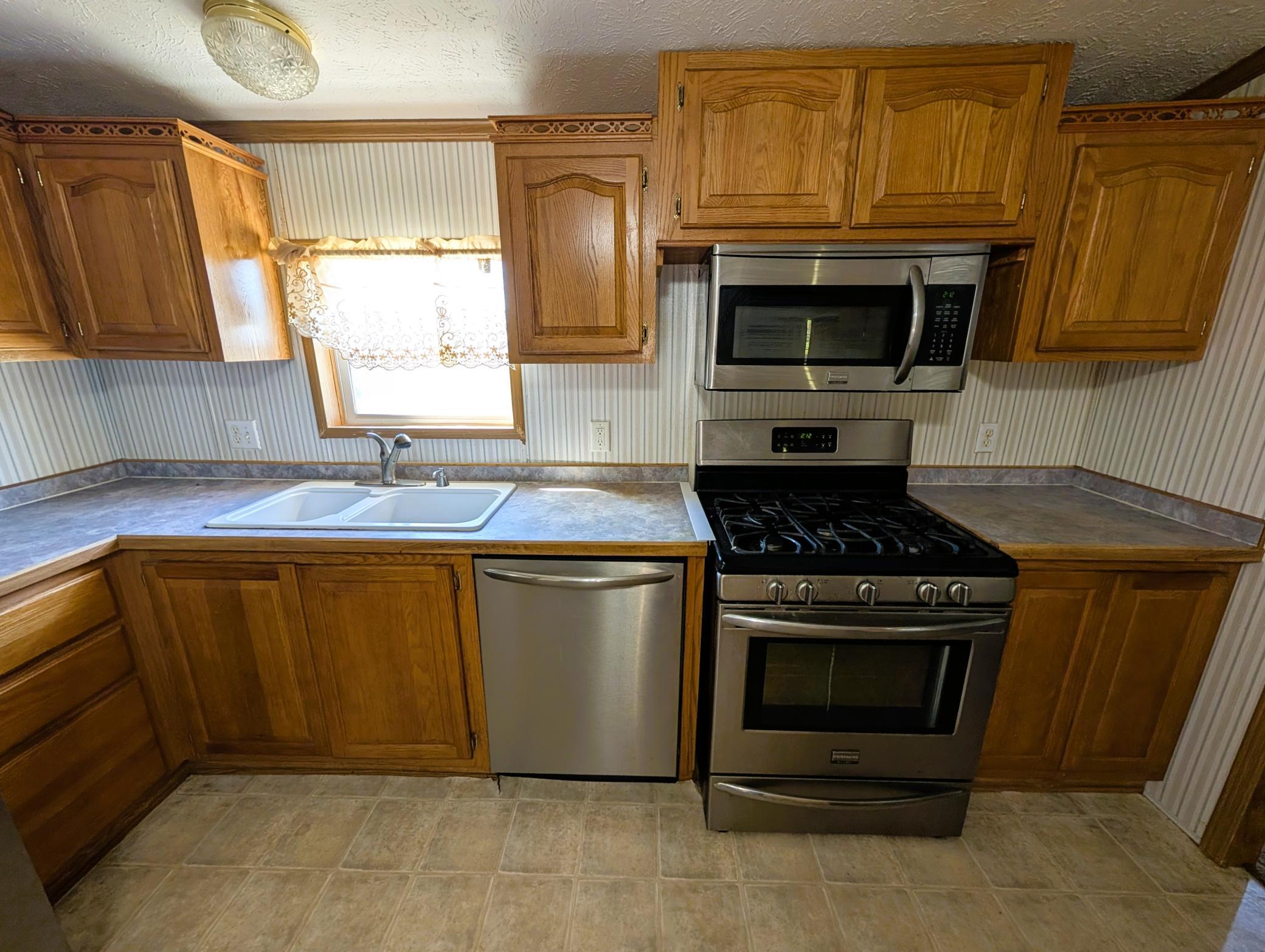 1999 single family home for sale at 7126 Tribute Lane NW in Bemidji, MN — 3 bed, 2 bath (photo 44 of 92)