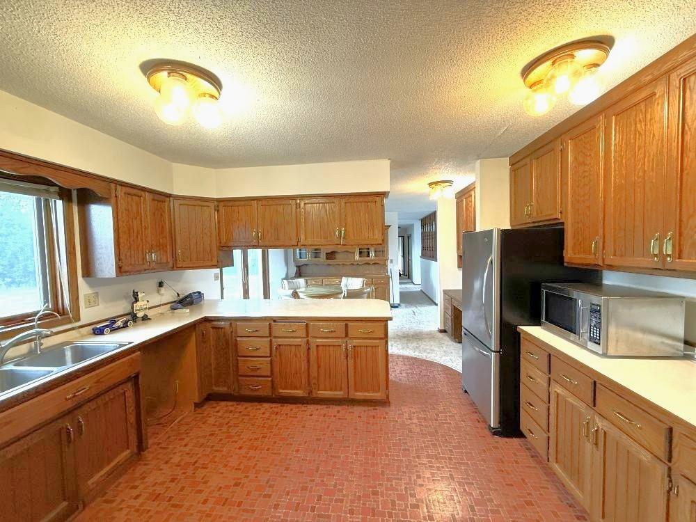 1986 single family home for sale at 3251 200th Street in Rothsay, MN — 4 bed, 2 bath (photo 16 of 43)