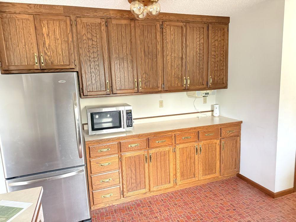 1986 single family home for sale at 3251 200th Street in Rothsay, MN — 4 bed, 2 bath (photo 18 of 43)