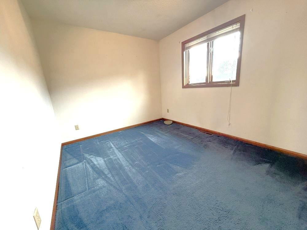 1986 single family home for sale at 3251 200th Street in Rothsay, MN — 4 bed, 2 bath (photo 24 of 43)