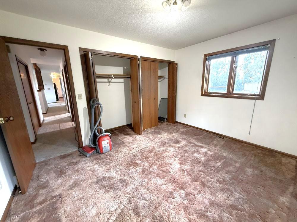 1986 single family home for sale at 3251 200th Street in Rothsay, MN — 4 bed, 2 bath (photo 30 of 43)