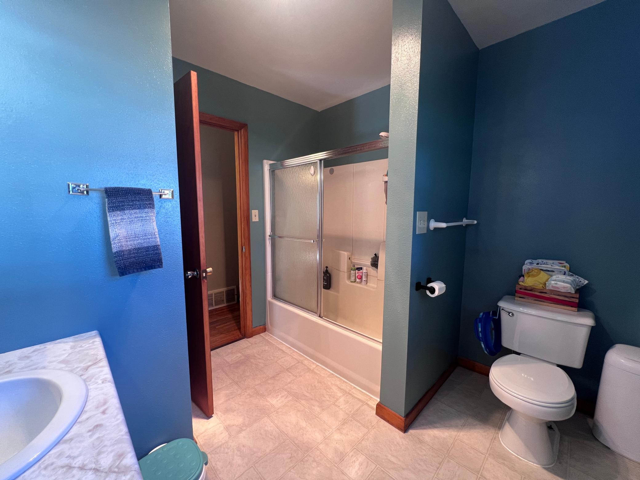 1920 single family home for sale at 216 2nd Street SE in Sebeka, MN — 2 bed, 1 bath (photo 9 of 12)