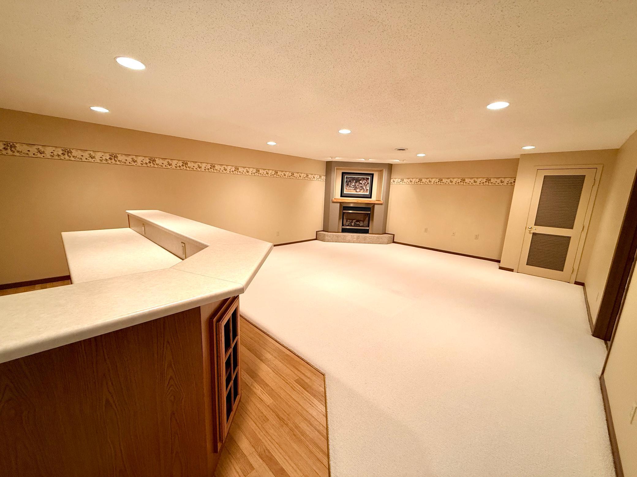 1988 single family home for sale at 350 6th Street NE in Perham, MN — 3 bed, 3 bath (photo 22 of 34)