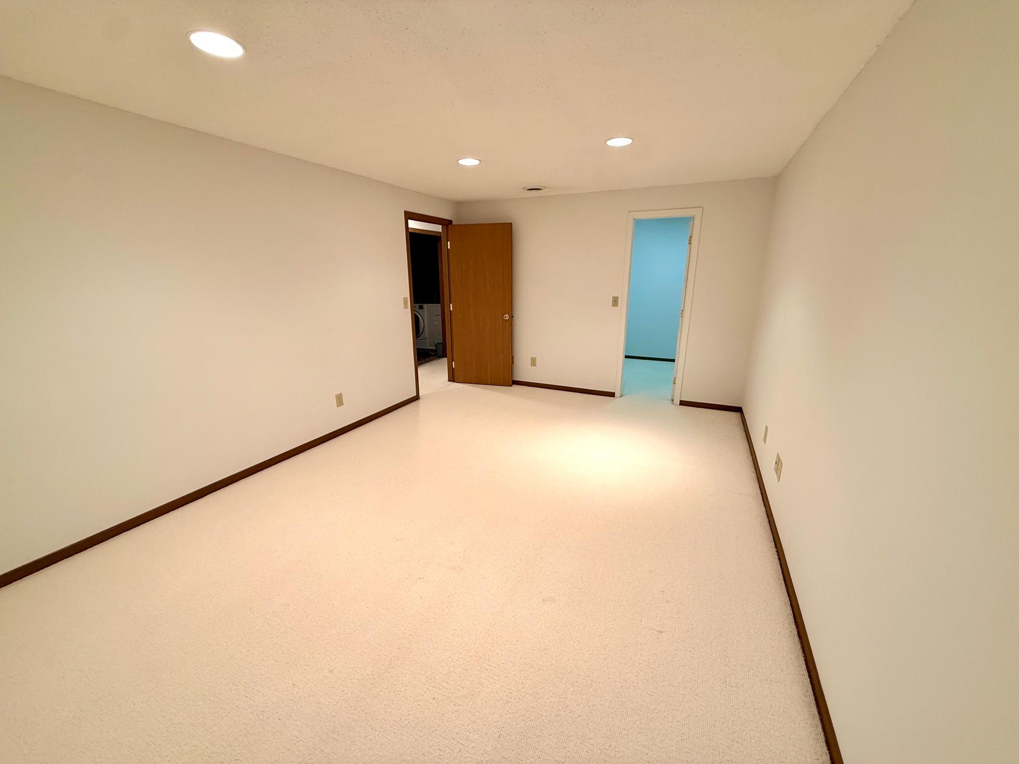 1988 single family home for sale at 350 6th Street NE in Perham, MN — 3 bed, 3 bath (photo 30 of 34)
