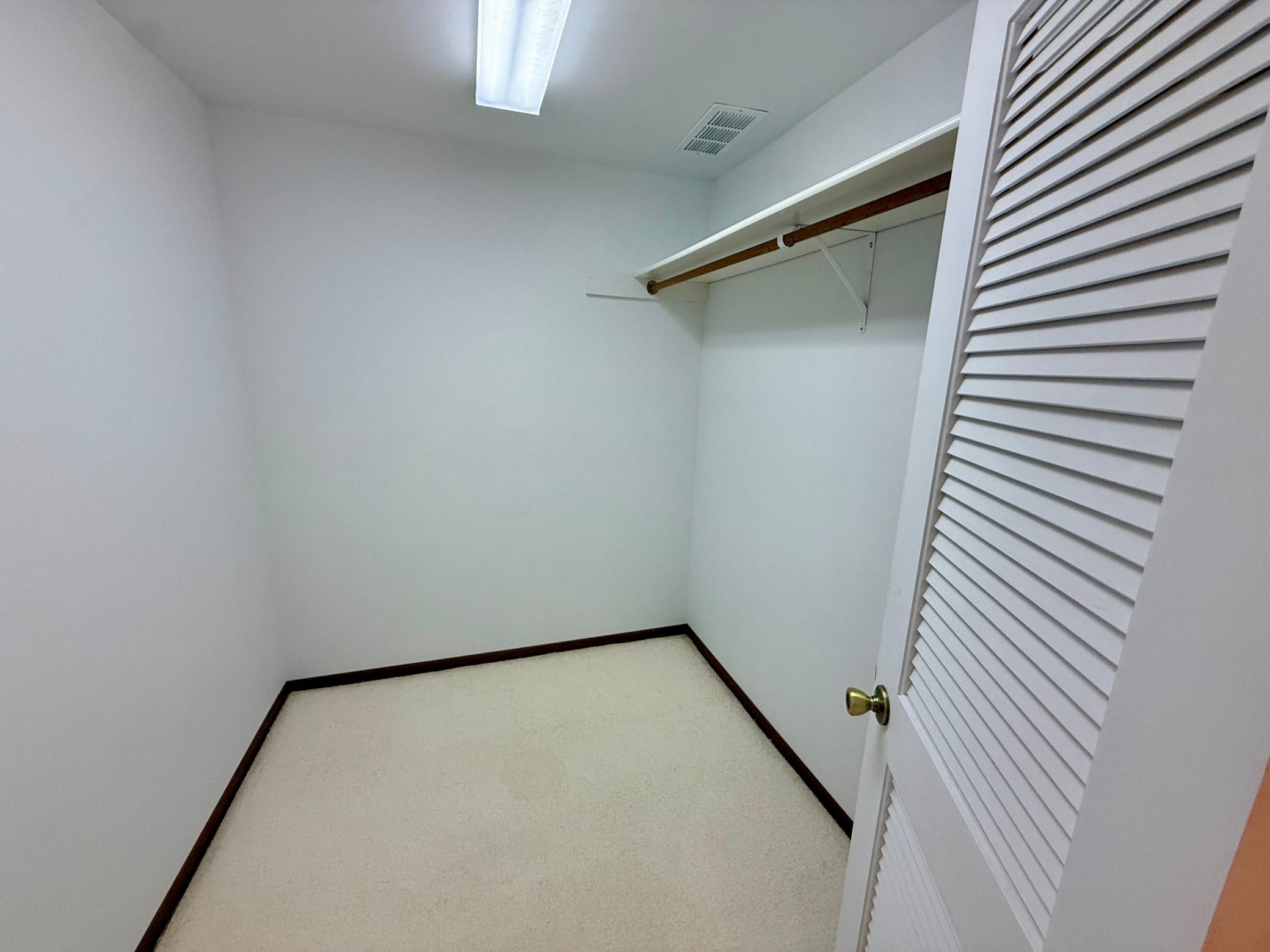 1988 single family home for sale at 350 6th Street NE in Perham, MN — 3 bed, 3 bath (photo 31 of 34)