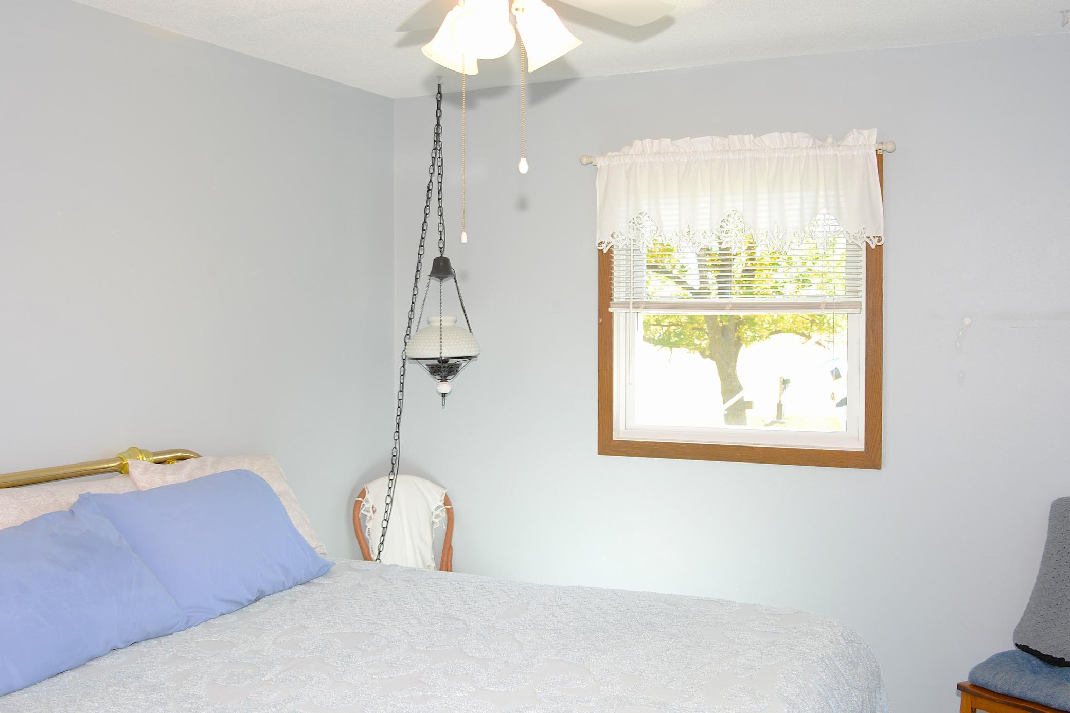 1972 single family home for sale at 1401 50th Avenue SE in Alexandria, MN — 3 bed, 2 bath (photo 10 of 22)