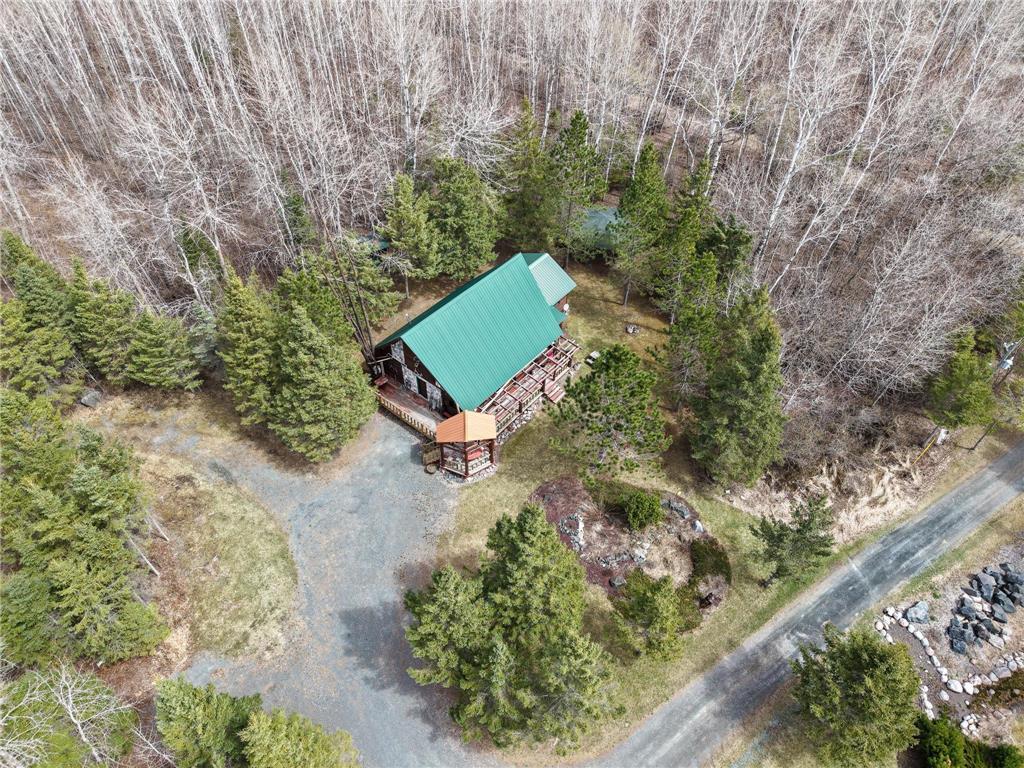 2001 single family home for sale at 28465 Highway 71 NE in Blackduck, MN — 2 bed, 1 bath (photo 2 of 40)