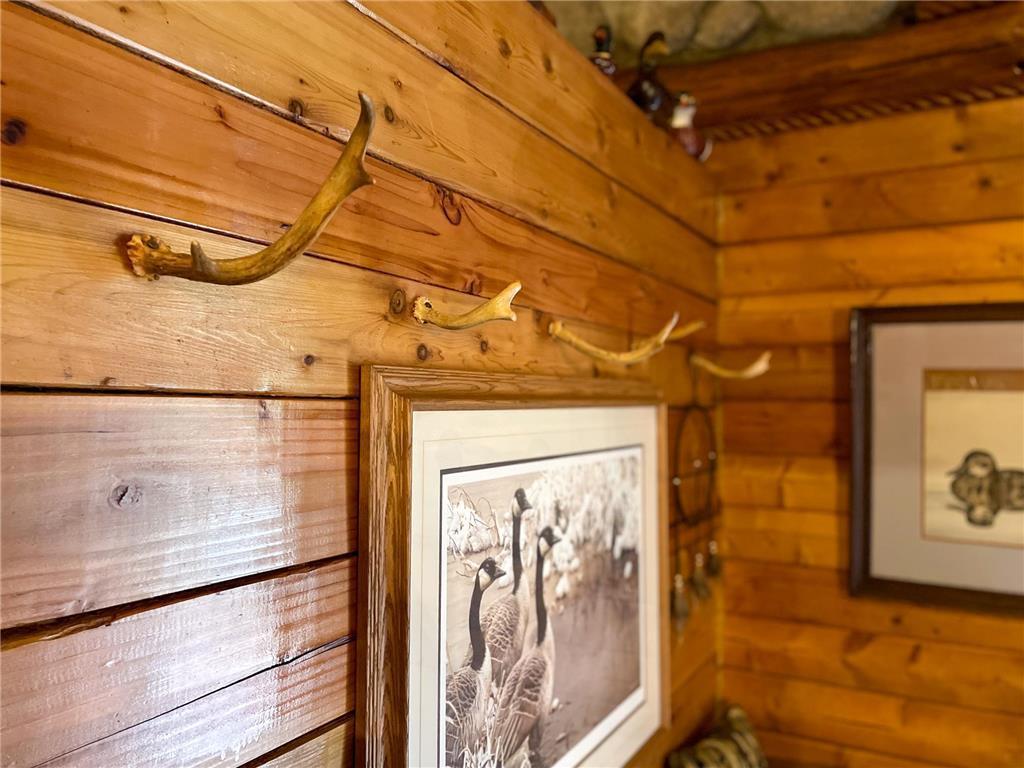 2001 single family home for sale at 28465 Highway 71 NE in Blackduck, MN — 2 bed, 1 bath (photo 25 of 40)