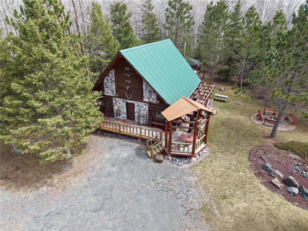 2001 single family home for sale at 28465 Highway 71 NE in Blackduck, MN — 2 bed, 1 bath (photo 4 of 40)
