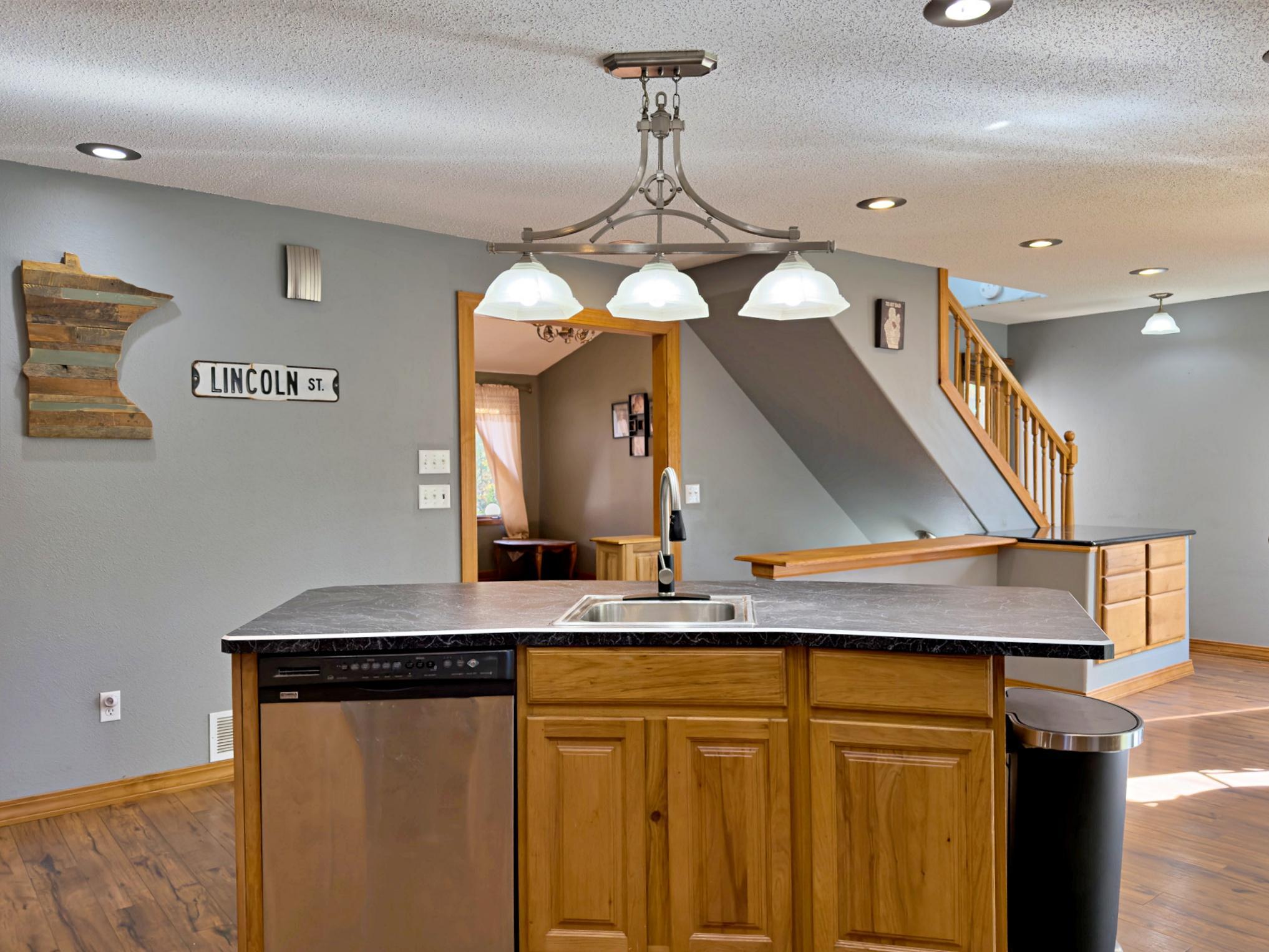 1980 single family home for sale at 19761 Ermine Trail in Park Rapids, MN — 4 bed, 2 bath (photo 12 of 43)