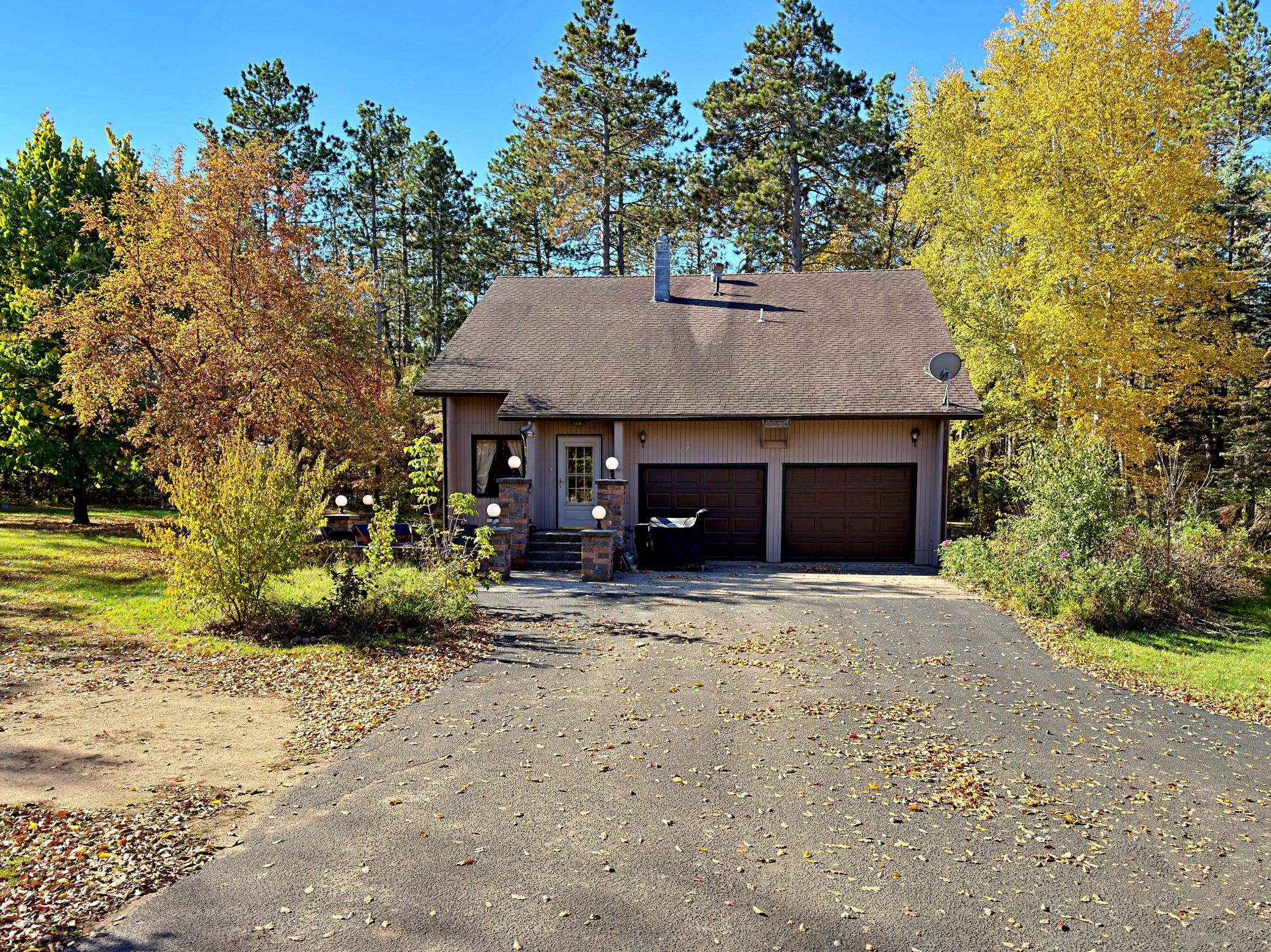 1980 single family home for sale at 19761 Ermine Trail in Park Rapids, MN — 4 bed, 2 bath (photo 3 of 43)
