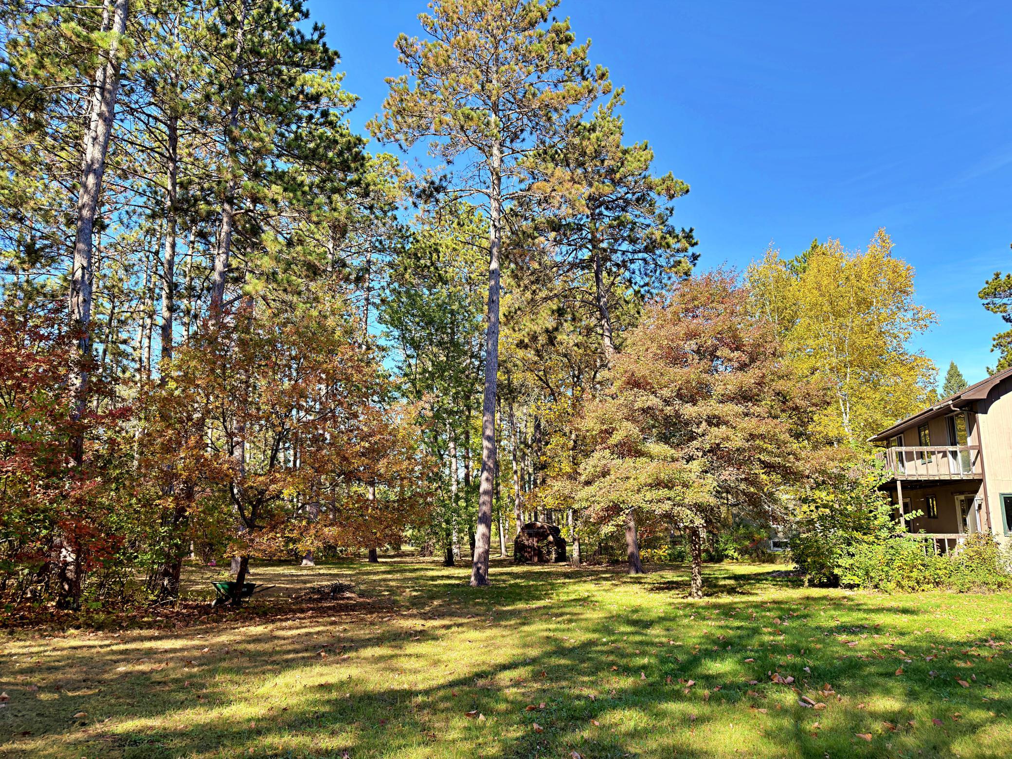 1980 single family home for sale at 19761 Ermine Trail in Park Rapids, MN — 4 bed, 2 bath (photo 40 of 43)