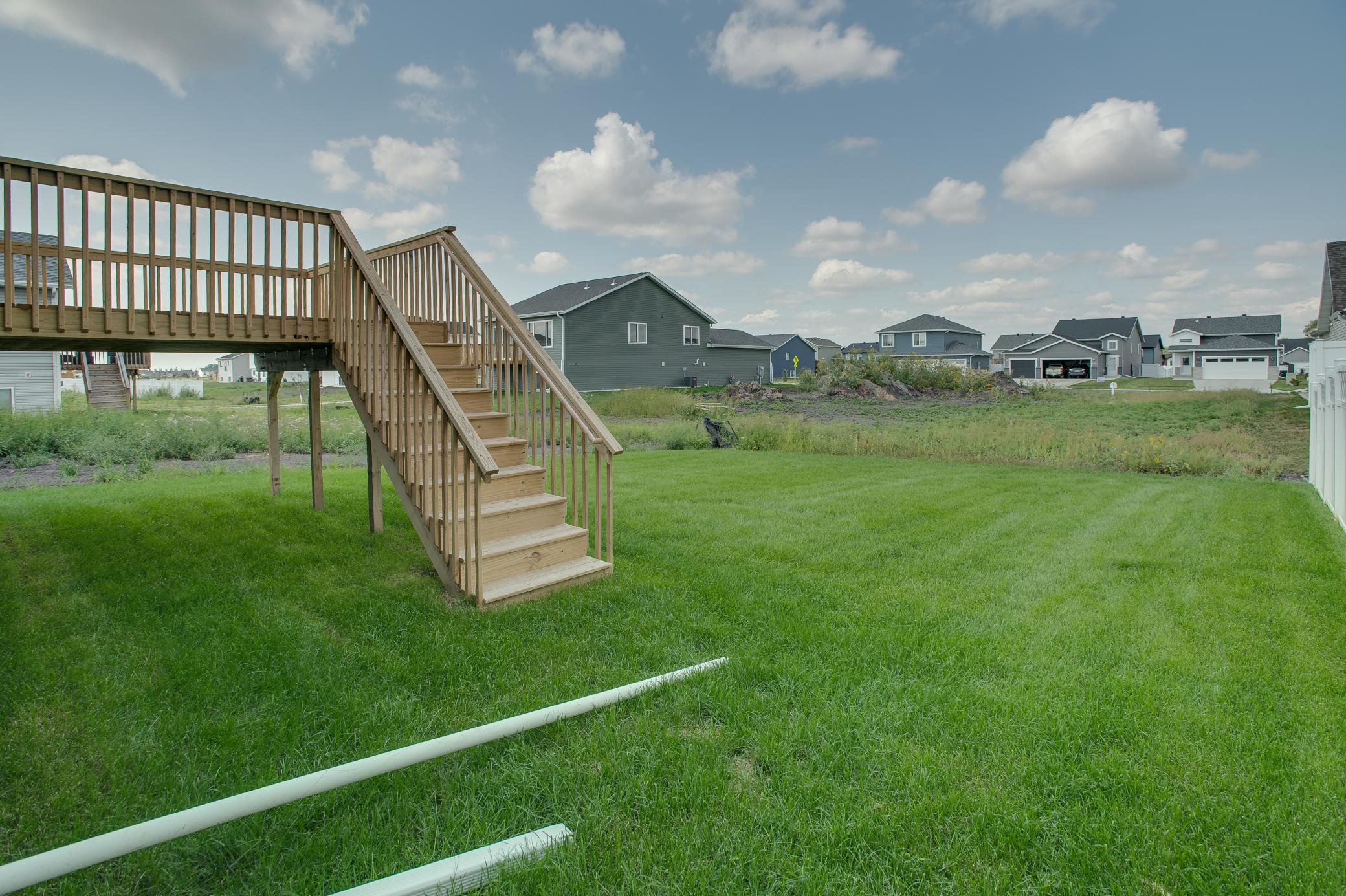 2025 single family home for sale at 2522 38th Avenue S in Moorhead, MN — 3 bed, 3 bath (photo 40 of 41)