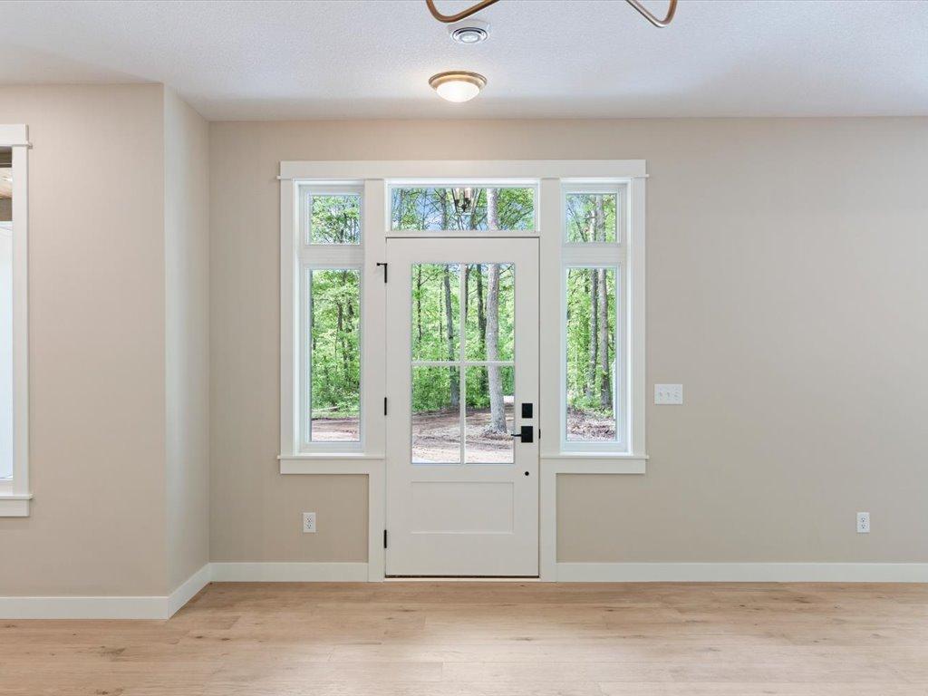 2026 single family home for sale at 2642 SW Winter Creek Court in Nisswa, MN — 3 bed, 2 bath (photo 20 of 41)