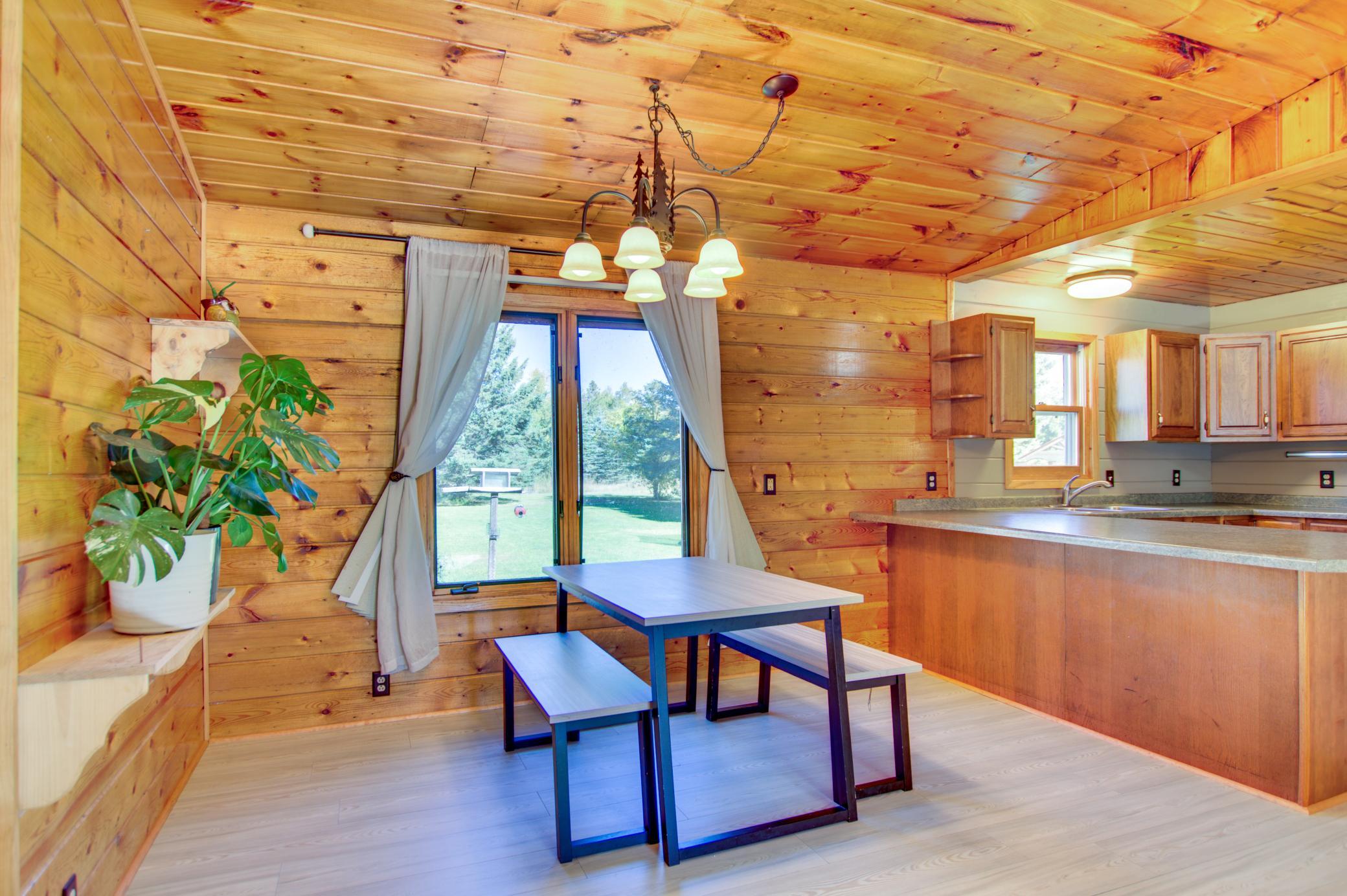 1977 single family home for sale at 2239 Becida Road SW in Bemidji, MN — 4 bed, 2 bath (photo 4 of 24)