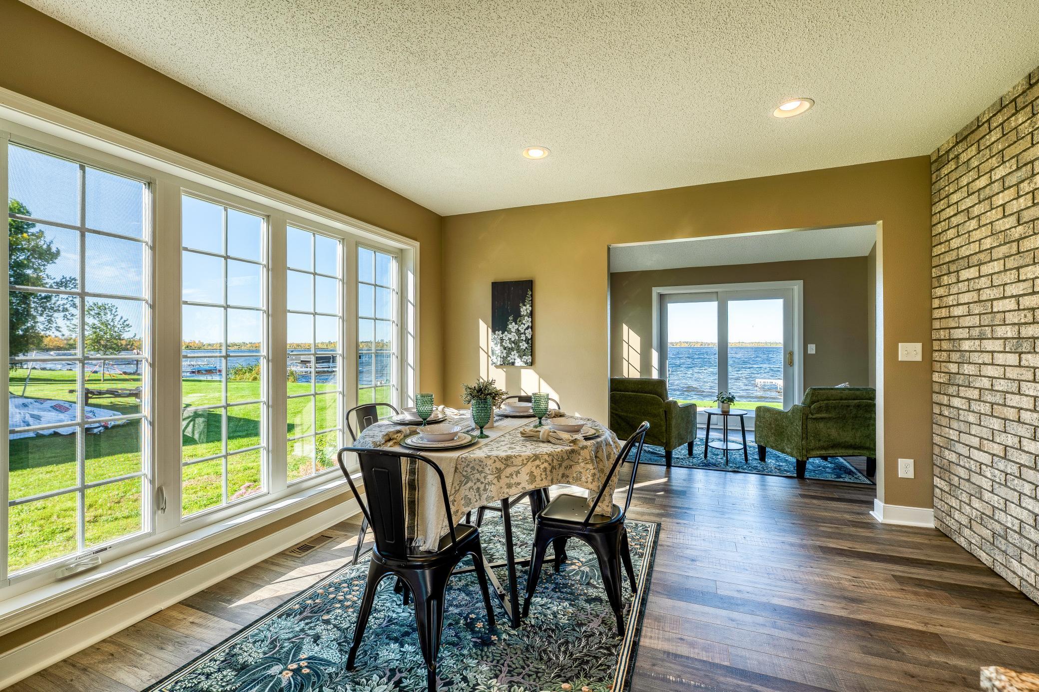 1993 single family home for sale at 307 Irving Beach Drive SW in Bemidji, MN — 3 bed, 3 bath (photo 15 of 52)