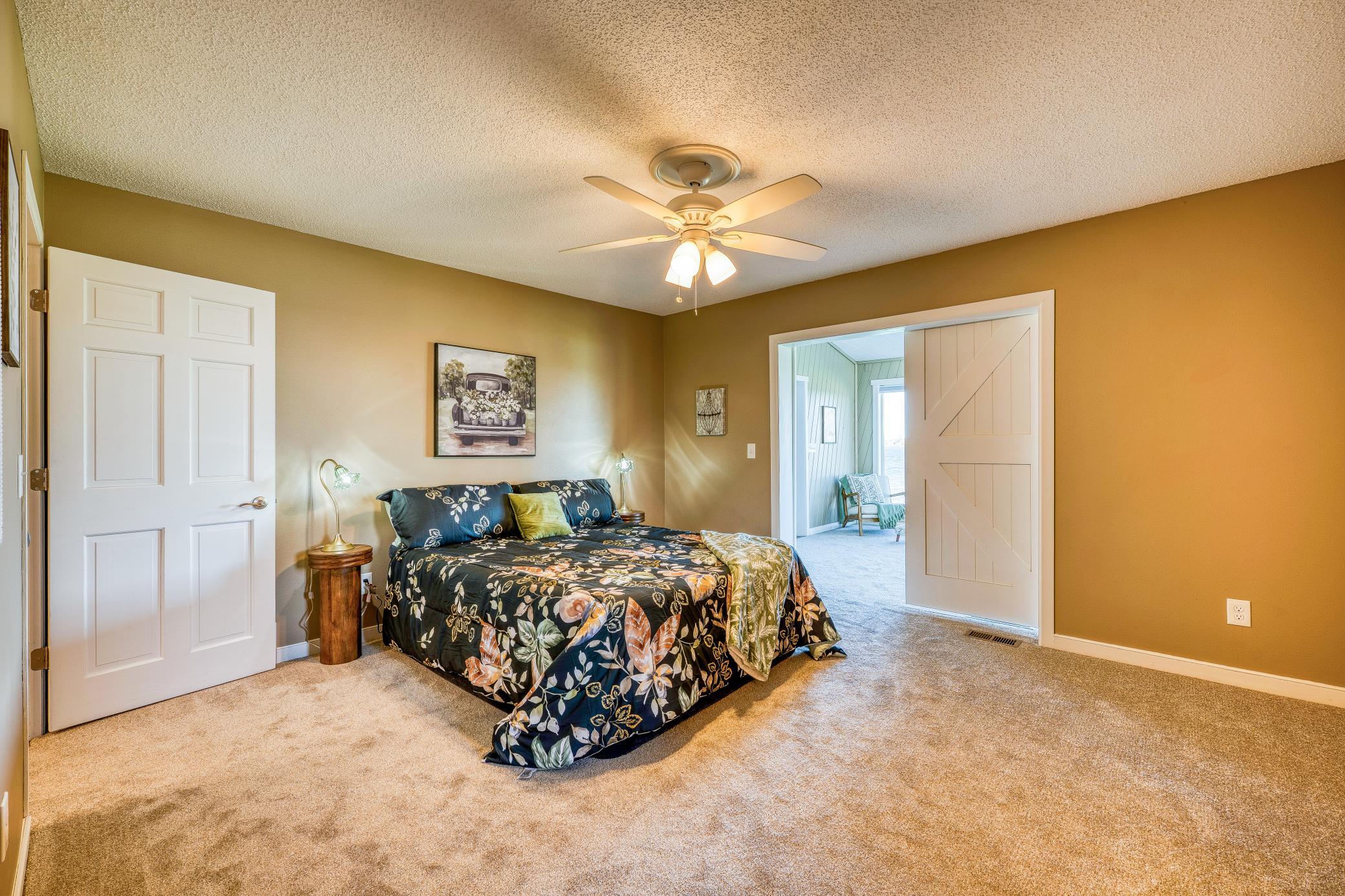 1993 single family home for sale at 307 Irving Beach Drive SW in Bemidji, MN — 3 bed, 3 bath (photo 19 of 52)