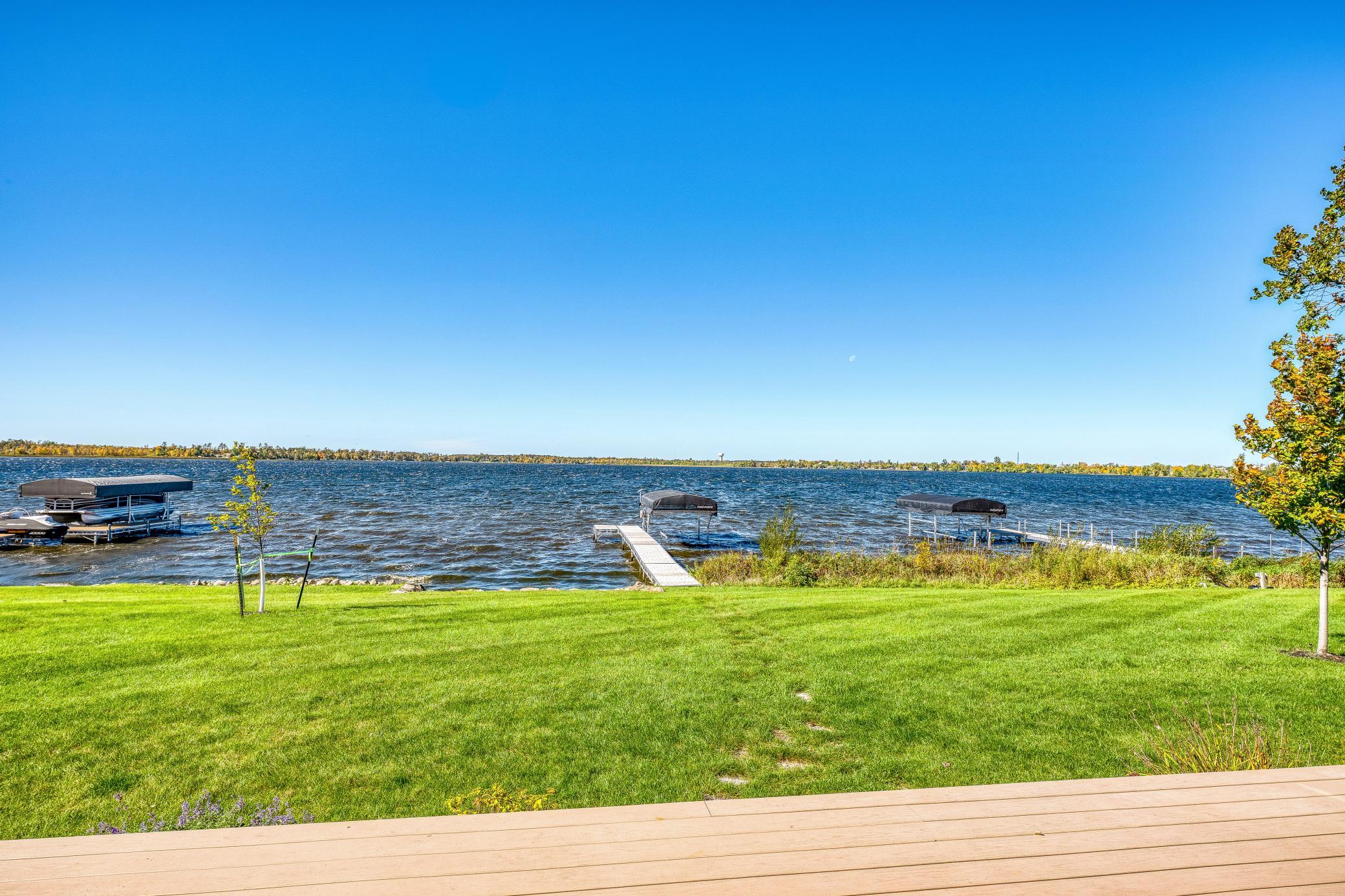 1993 single family home for sale at 307 Irving Beach Drive SW in Bemidji, MN — 3 bed, 3 bath (photo 38 of 52)