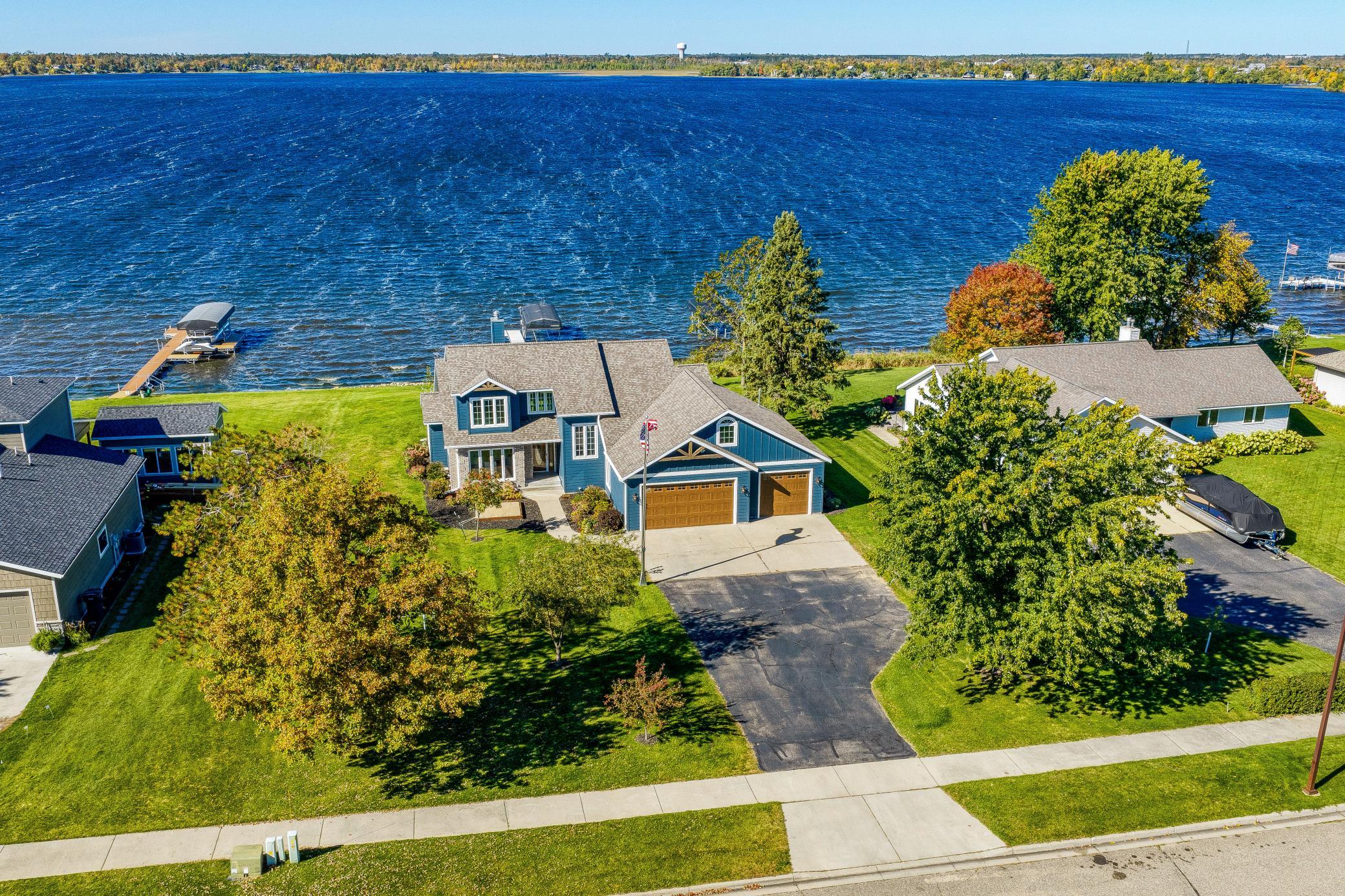 1993 single family home for sale at 307 Irving Beach Drive SW in Bemidji, MN — 3 bed, 3 bath (photo 47 of 52)