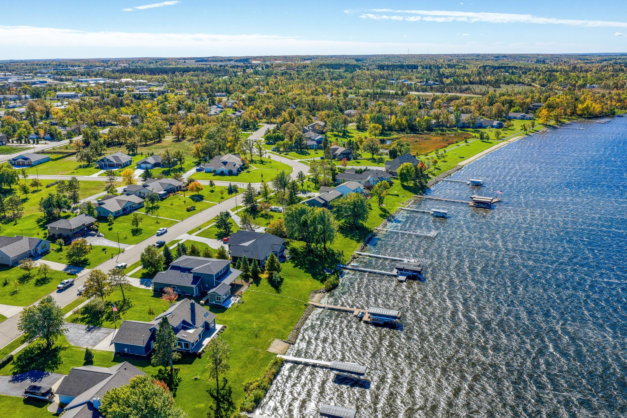 1993 single family home for sale at 307 Irving Beach Drive SW in Bemidji, MN — 3 bed, 3 bath (photo 49 of 52)