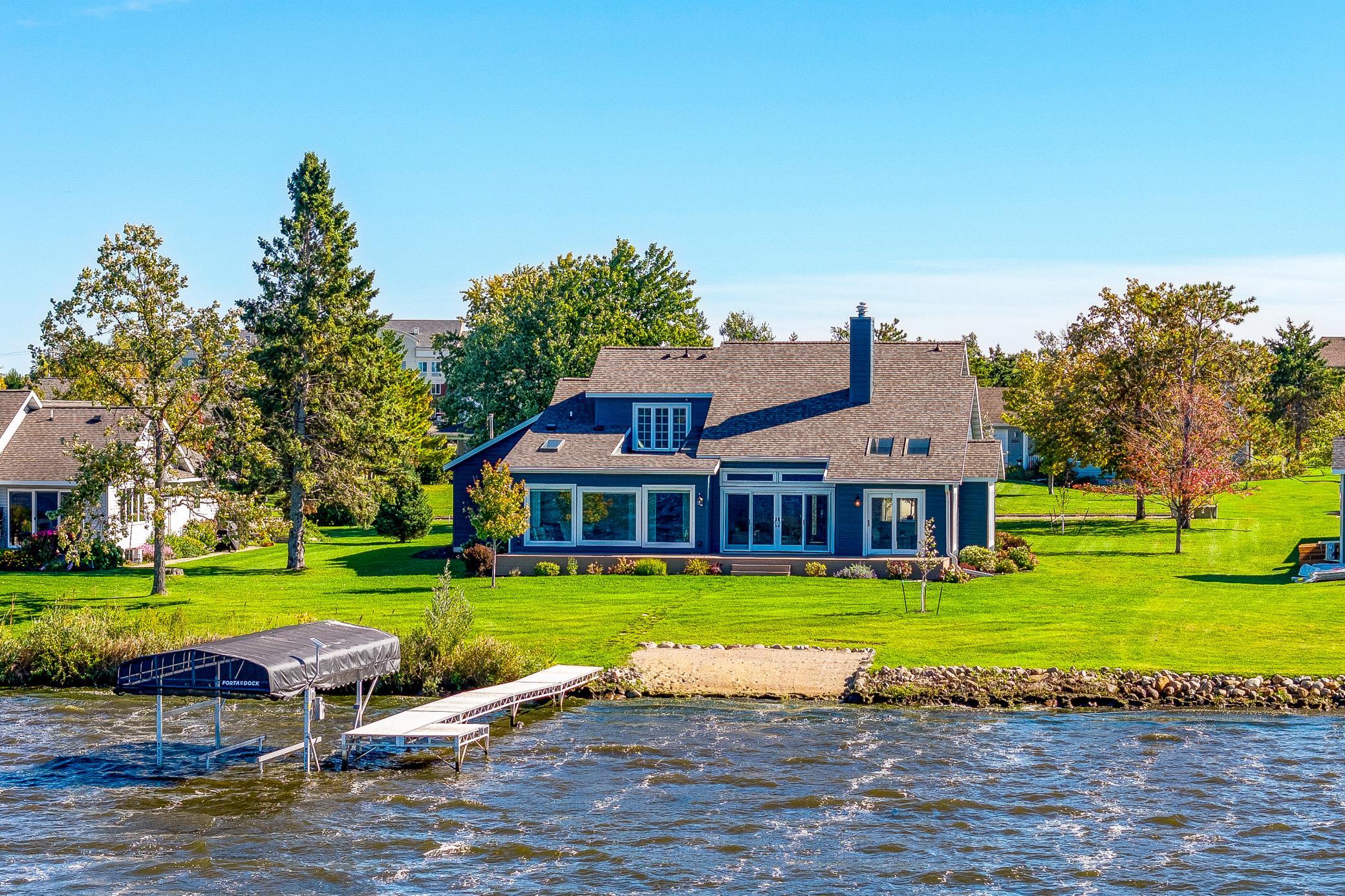 1993 single family home for sale at 307 Irving Beach Drive SW in Bemidji, MN — 3 bed, 3 bath (photo 50 of 52)