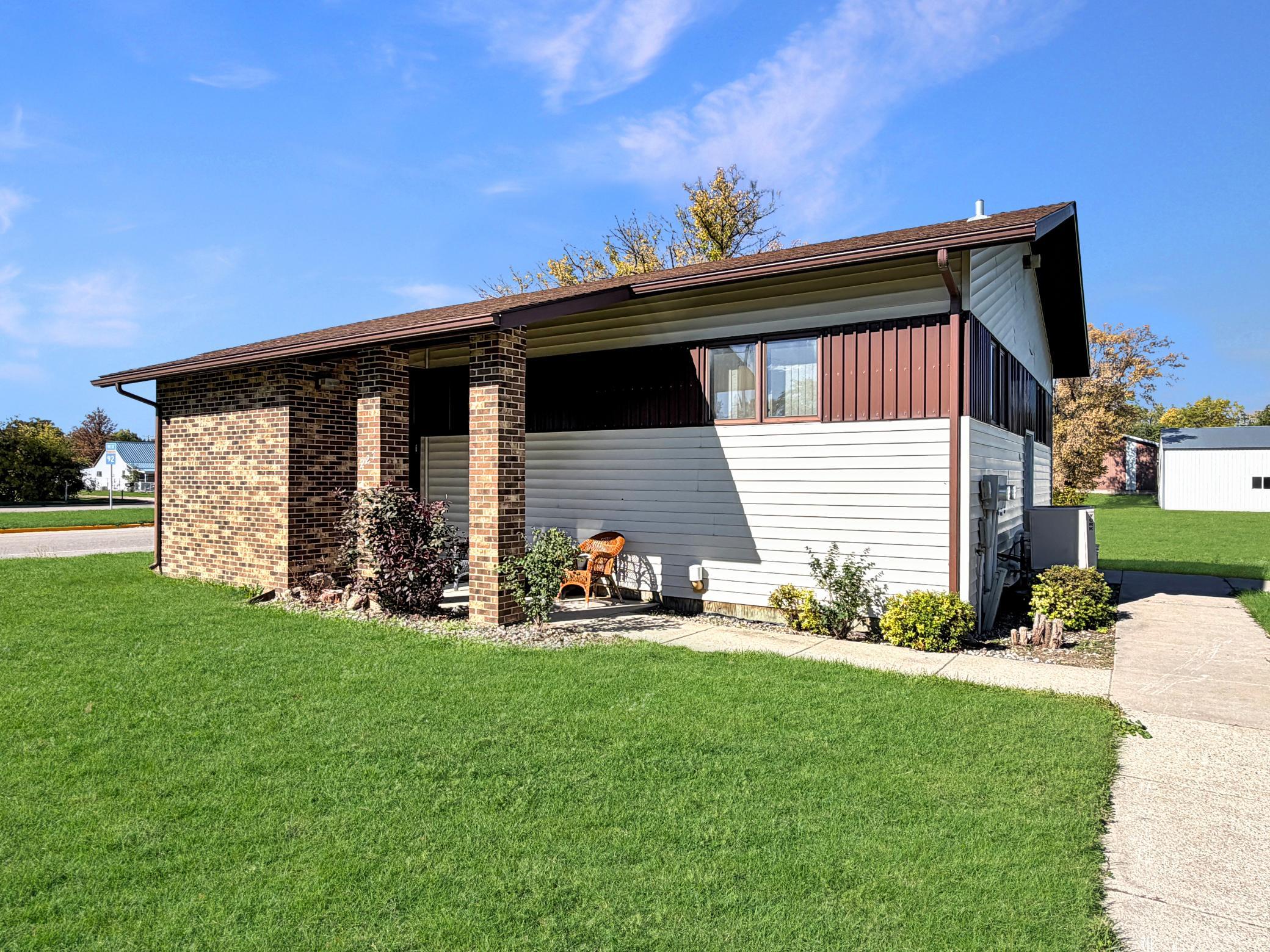 1990 duplex for sale at 227 1st Avenue SW in Clearbrook, MN — 4 bed, 2 bath (photo 2 of 16)