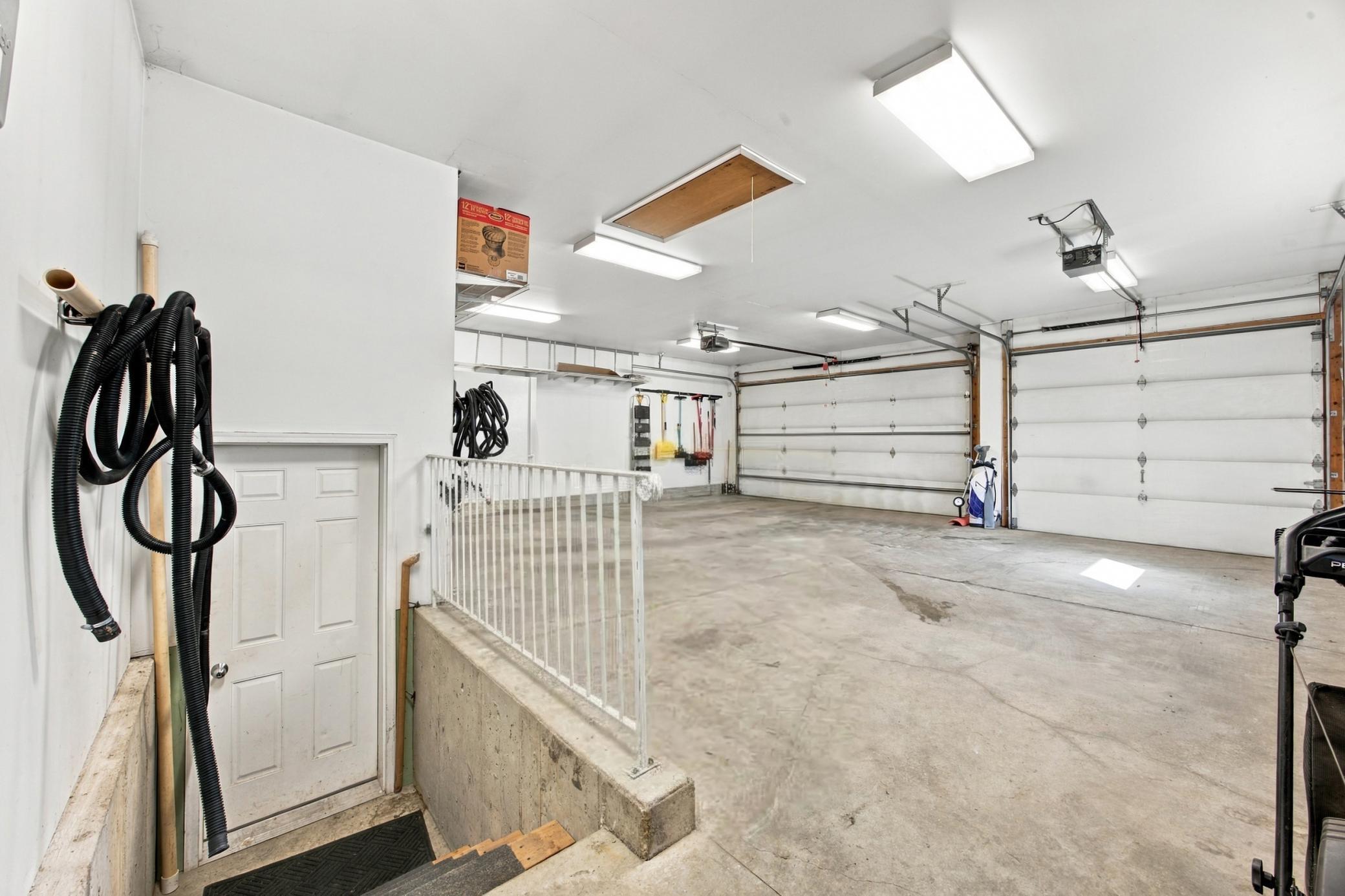 2002 single family home for sale at 675 Wyndemere Drive in West Fargo, ND — 4 bed, 3 bath (photo 36 of 47)