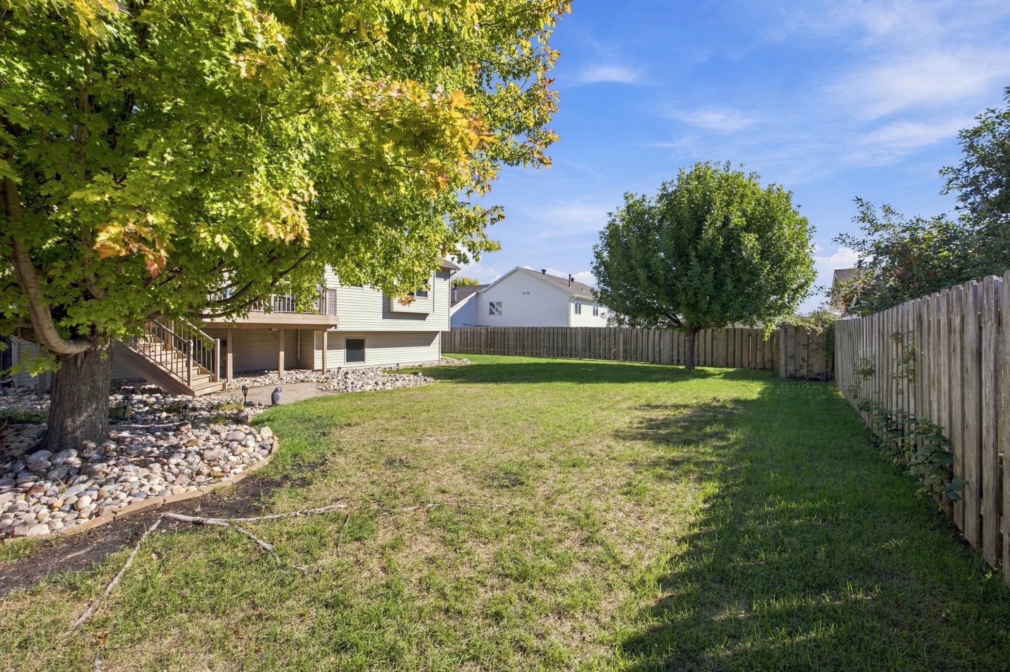 2002 single family home for sale at 675 Wyndemere Drive in West Fargo, ND — 4 bed, 3 bath (photo 39 of 47)