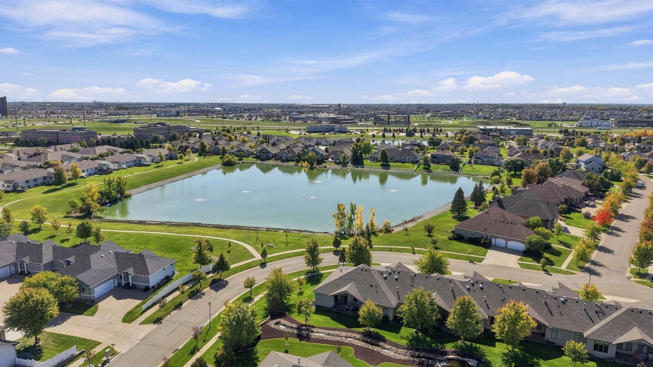 2002 single family home for sale at 675 Wyndemere Drive in West Fargo, ND — 4 bed, 3 bath (photo 43 of 47)