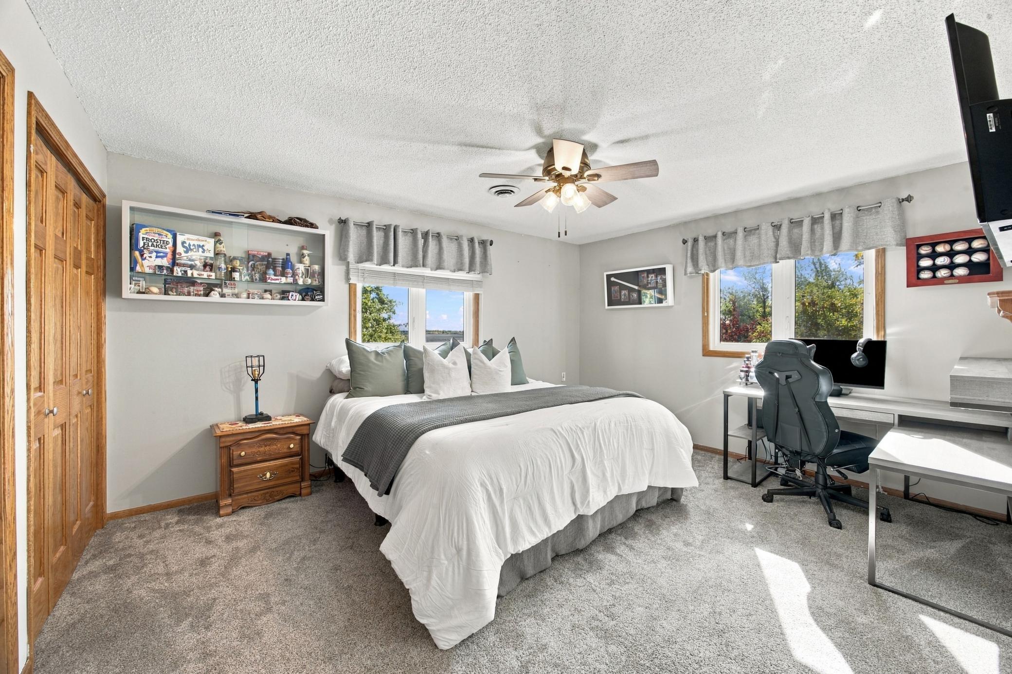 1972 single family home for sale at 3478 45th Street N in Reiles Acres, ND — 4 bed, 5 bath (photo 20 of 56)