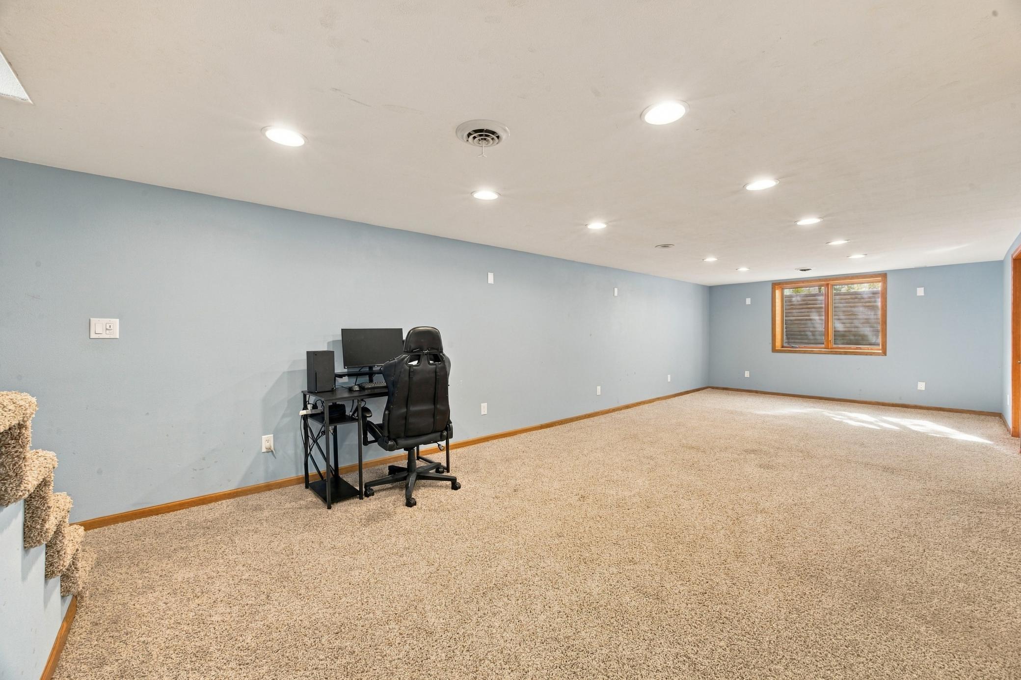 1972 single family home for sale at 3478 45th Street N in Reiles Acres, ND — 4 bed, 5 bath (photo 27 of 56)