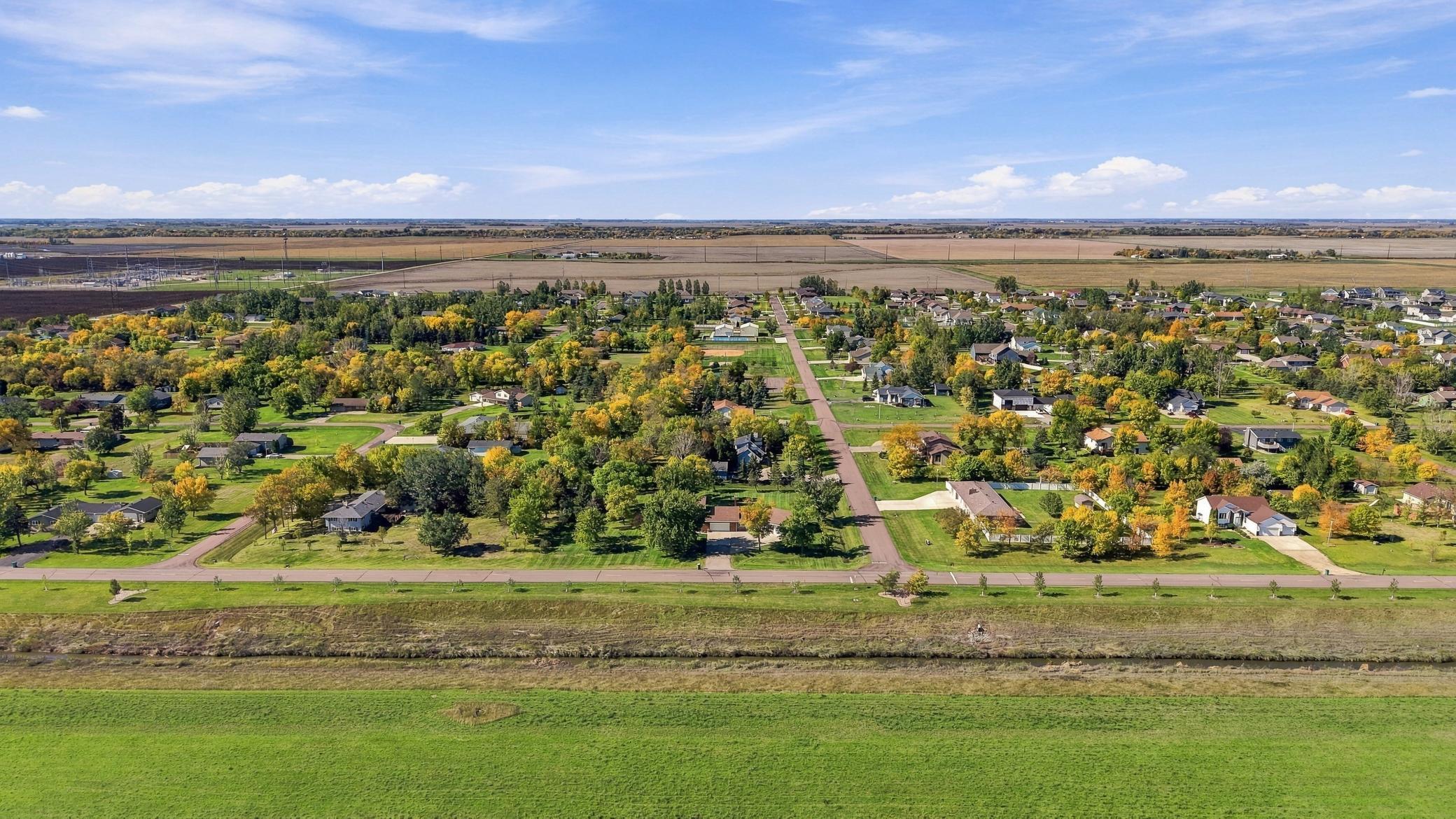 1972 single family home for sale at 3478 45th Street N in Reiles Acres, ND — 4 bed, 5 bath (photo 51 of 56)