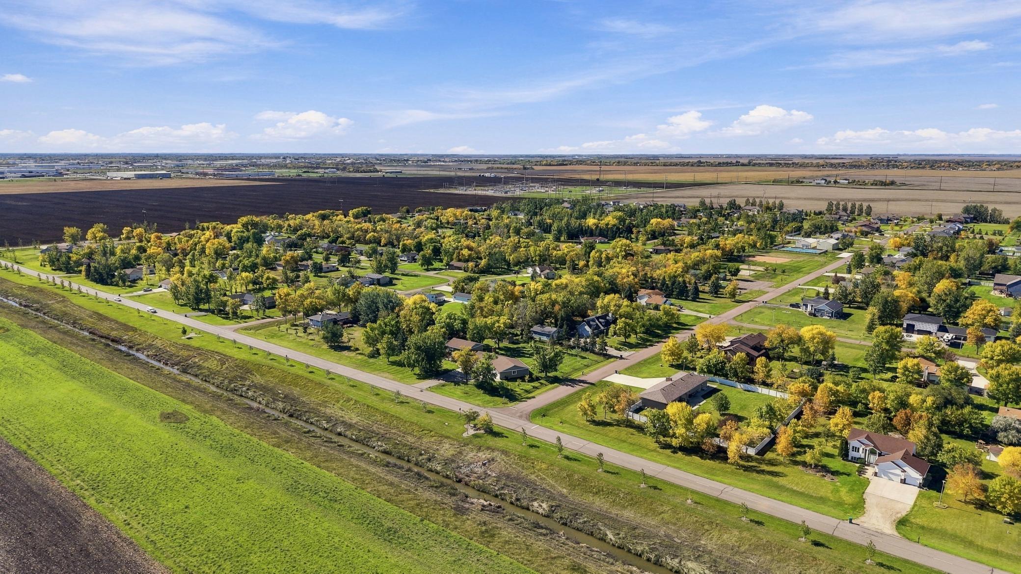 1972 single family home for sale at 3478 45th Street N in Reiles Acres, ND — 4 bed, 5 bath (photo 52 of 56)