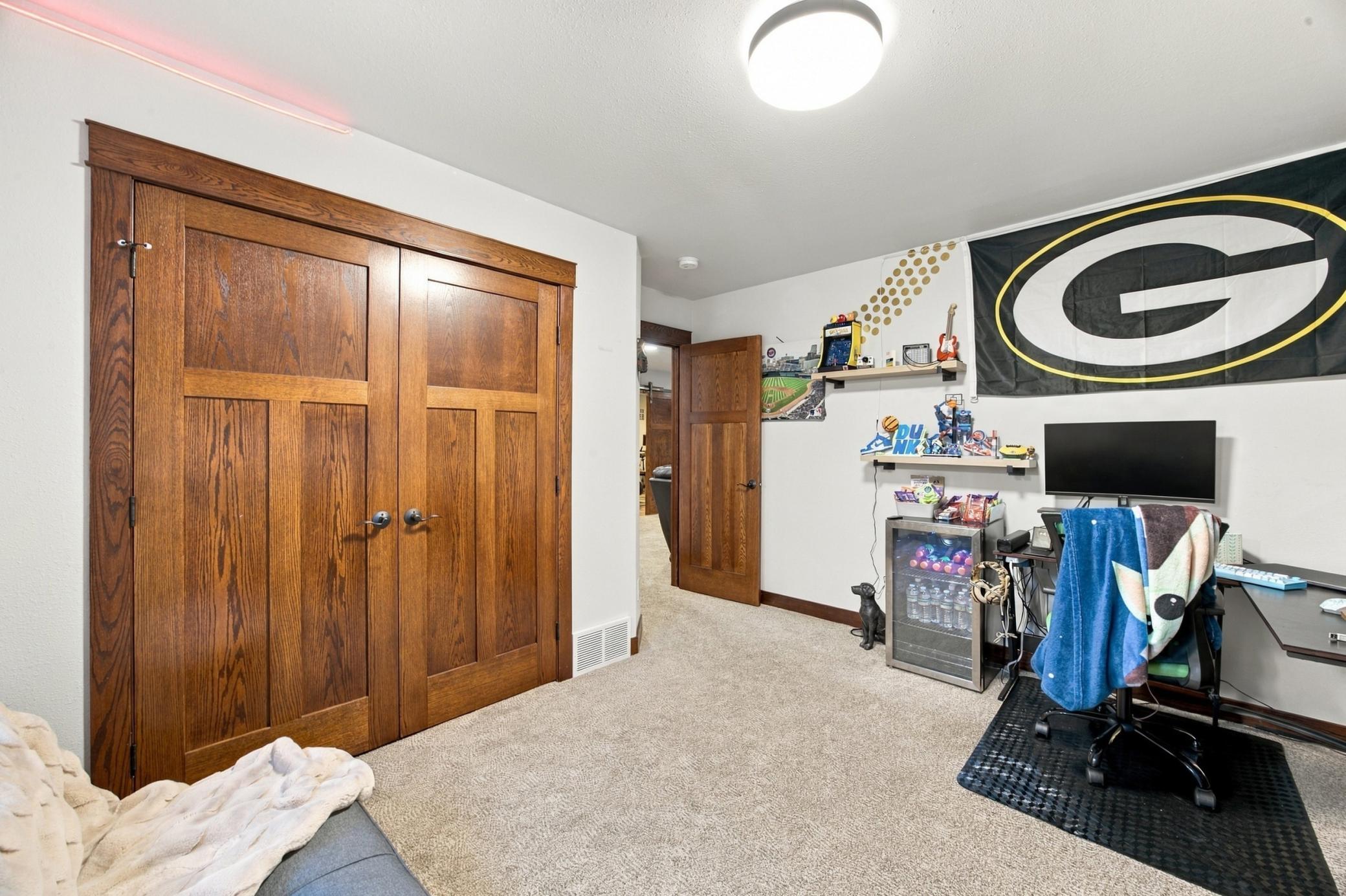 2012 single family home for sale at 1381 Morningside Drive in Casselton, ND — 5 bed, 4 bath (photo 35 of 56)