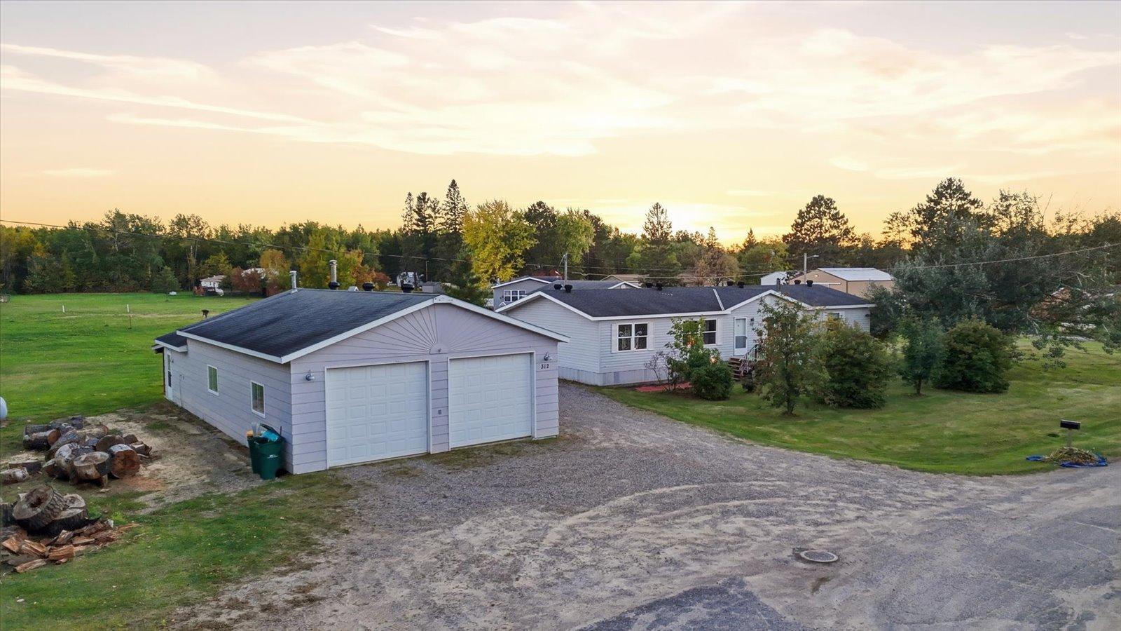 1998 single family home for sale at 312 Lawson Avenue in Bovey, MN — 3 bed, 2 bath (photo 2 of 61)